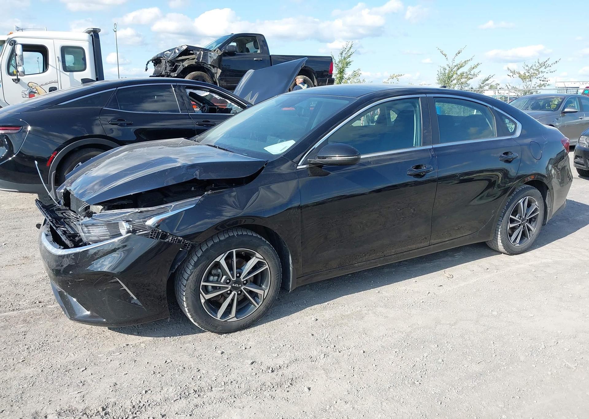2024 KIA FORTE EX