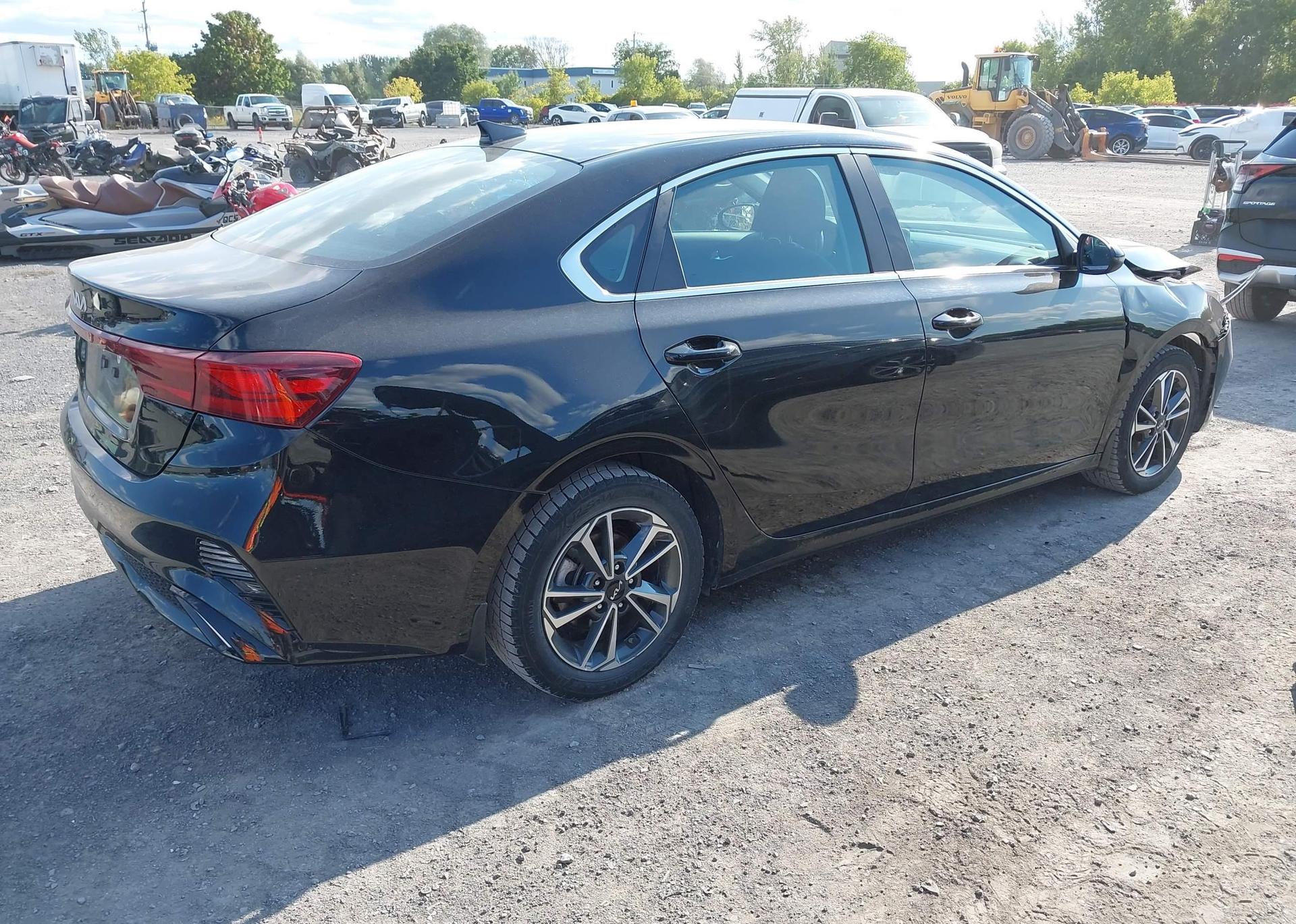 2024 KIA FORTE EX