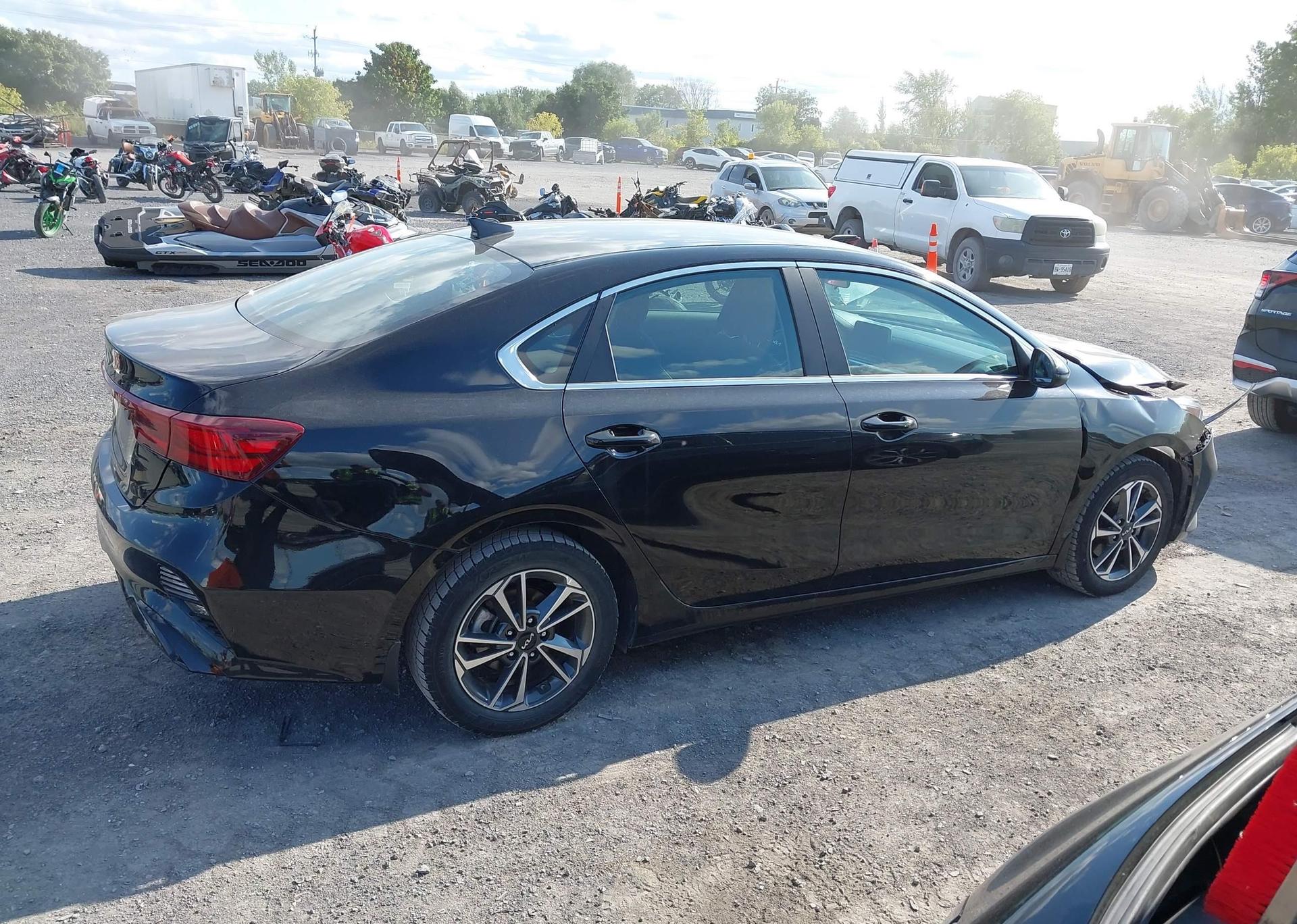 2024 KIA FORTE EX