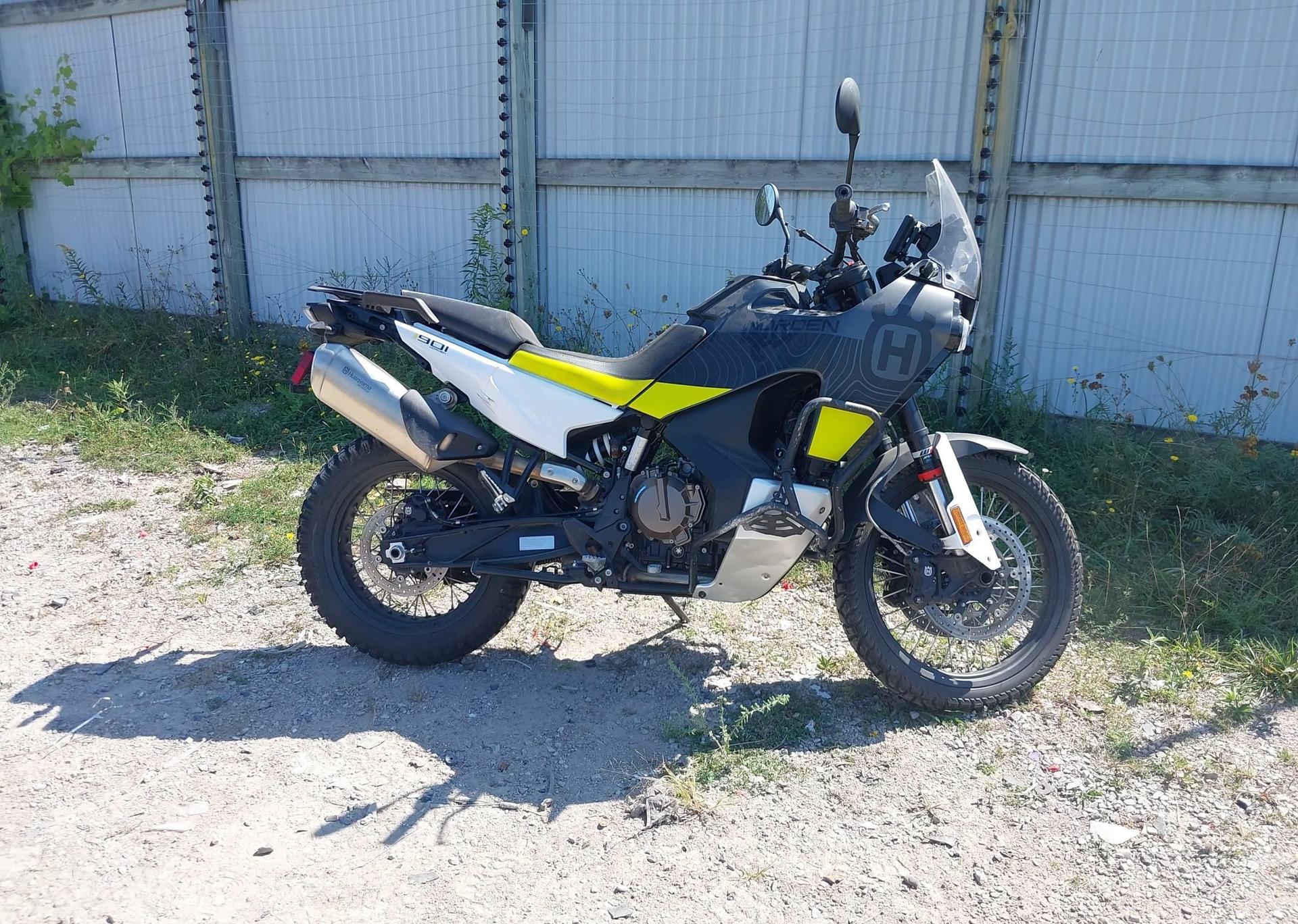 2023 HUSQVARNA NORDEN 901