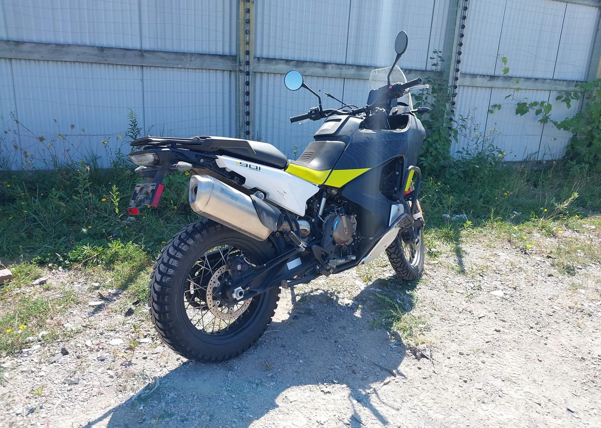 2023 HUSQVARNA NORDEN 901