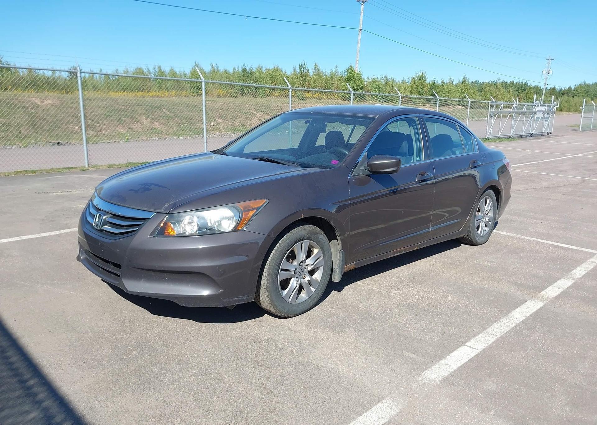 2012 HONDA ACCORD SE