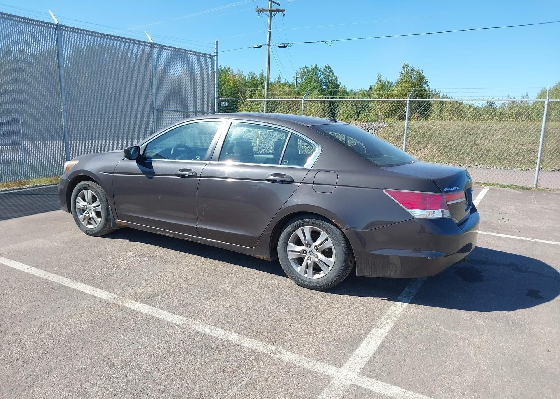 2012 HONDA ACCORD SE