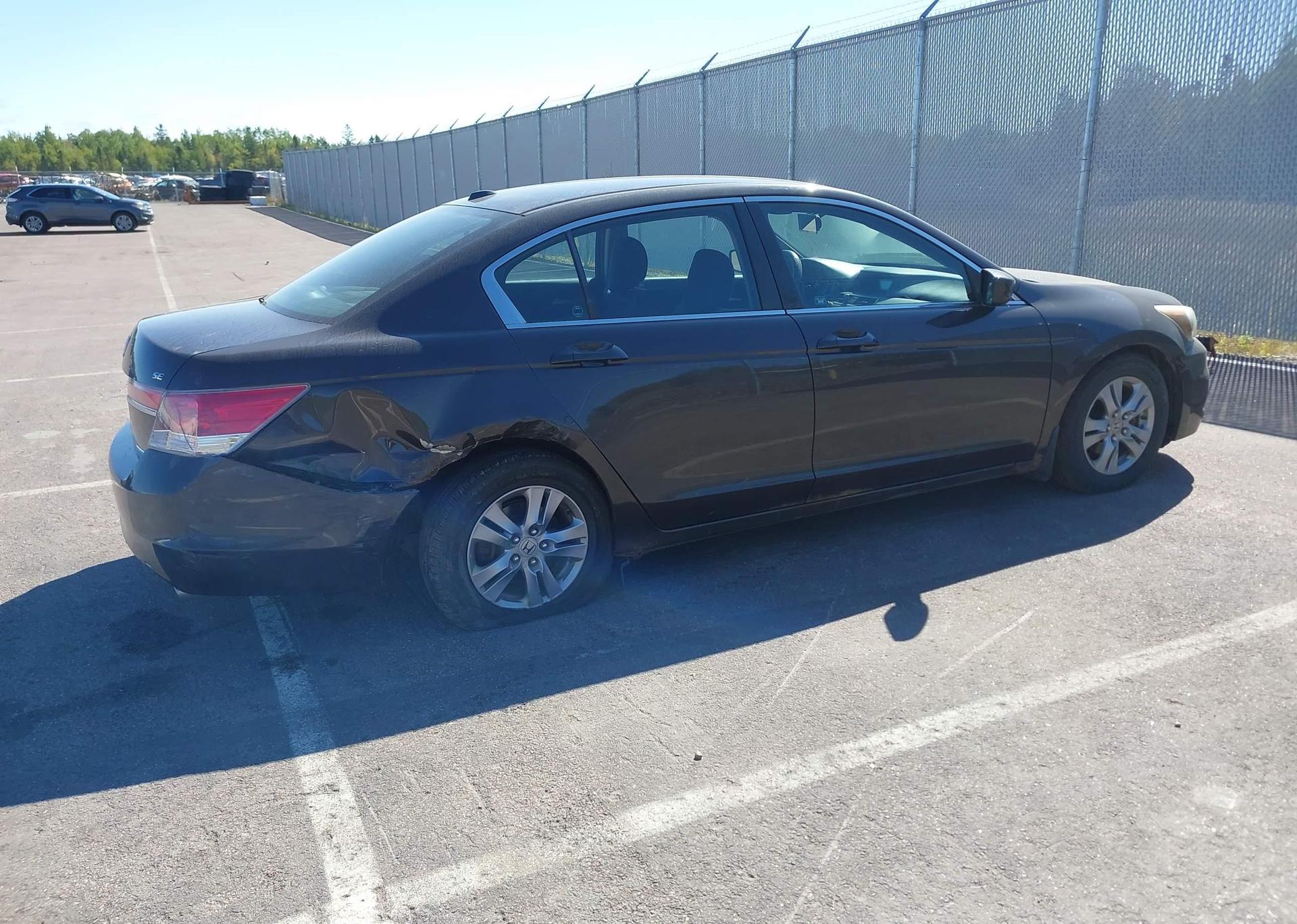 2012 HONDA ACCORD SE