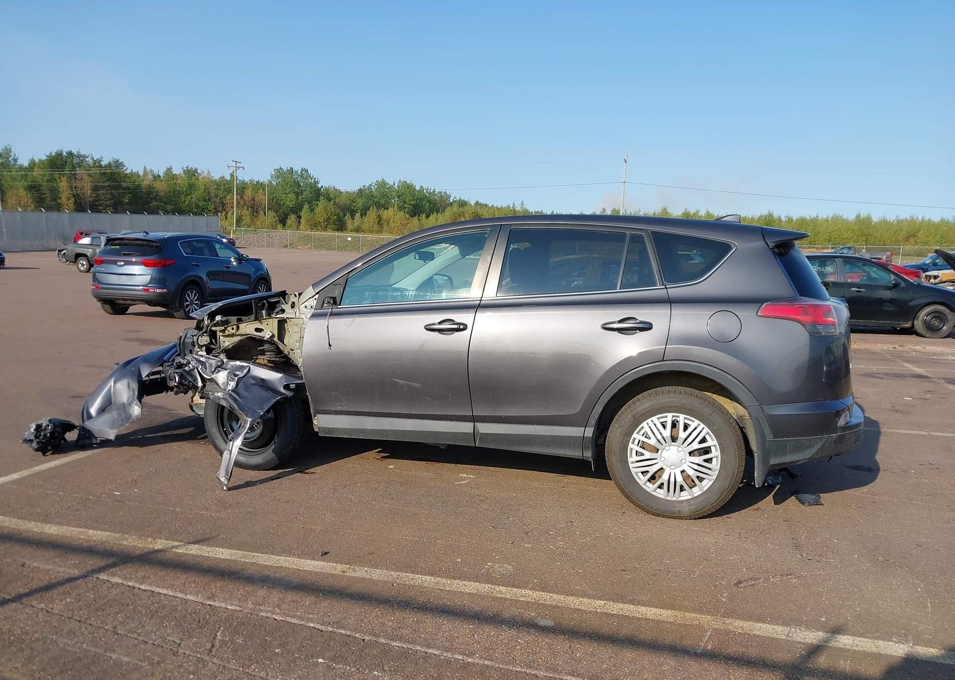 2016 TOYOTA RAV4 LE