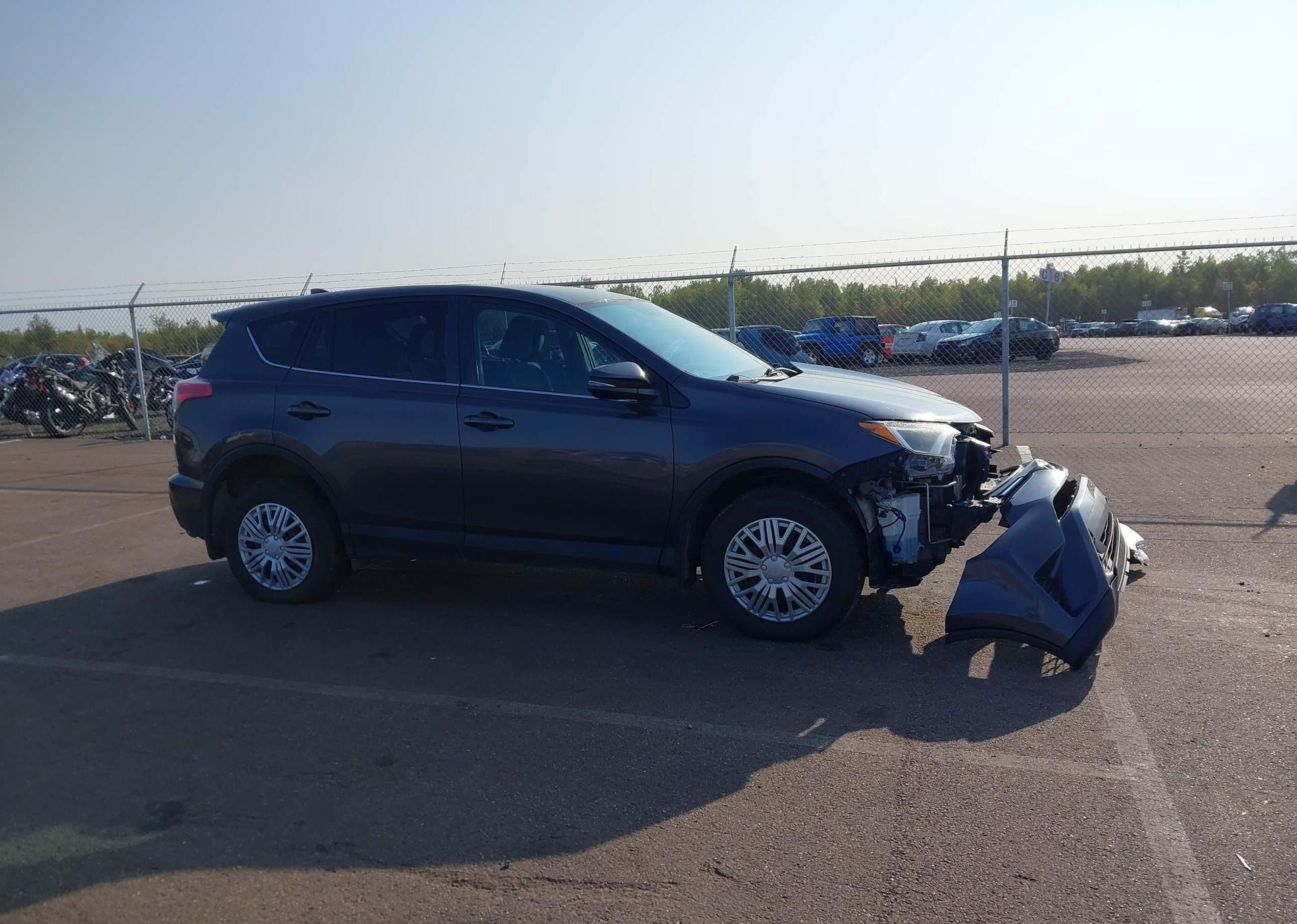 2016 TOYOTA RAV4 LE