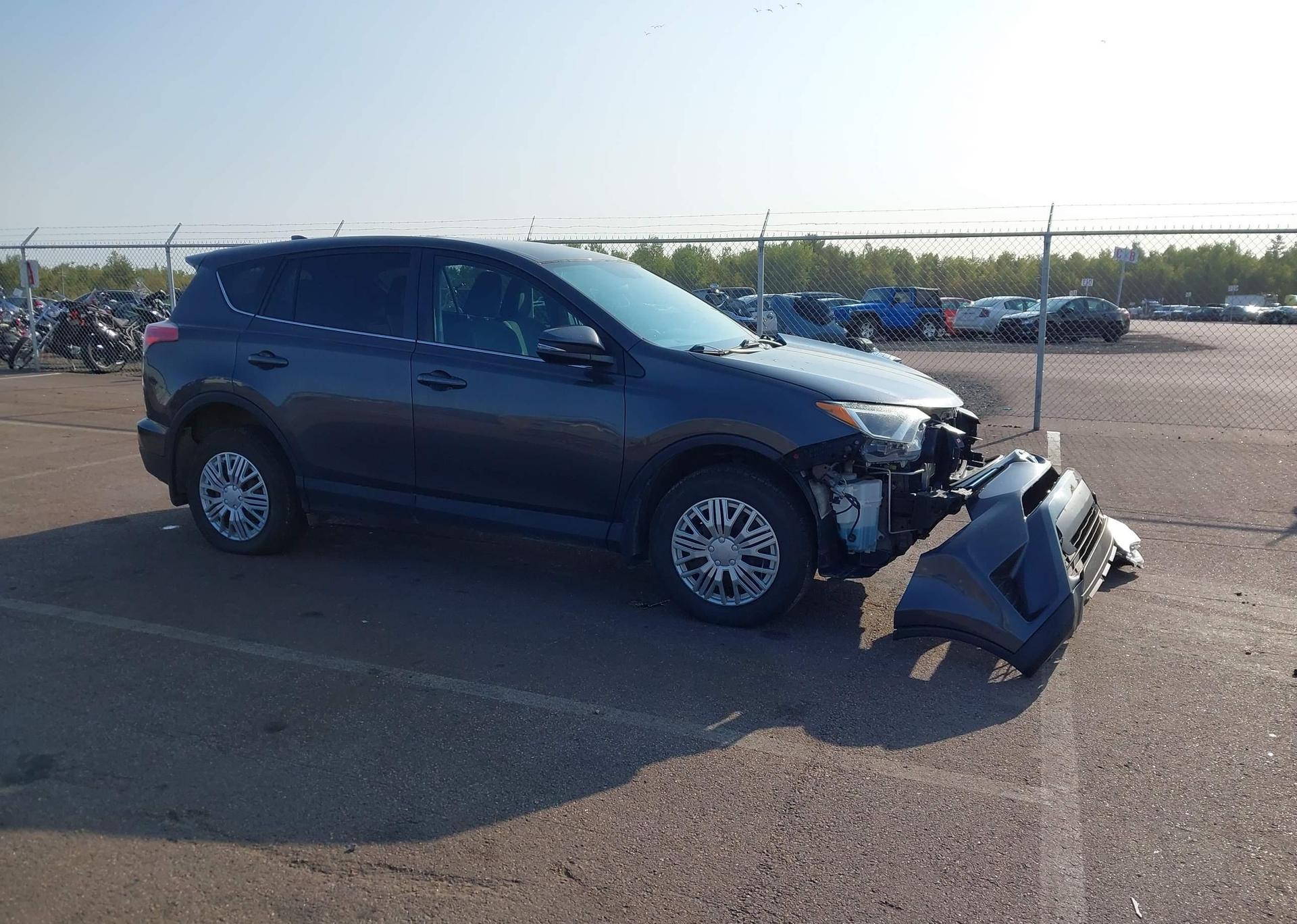 2016 TOYOTA RAV4 LE