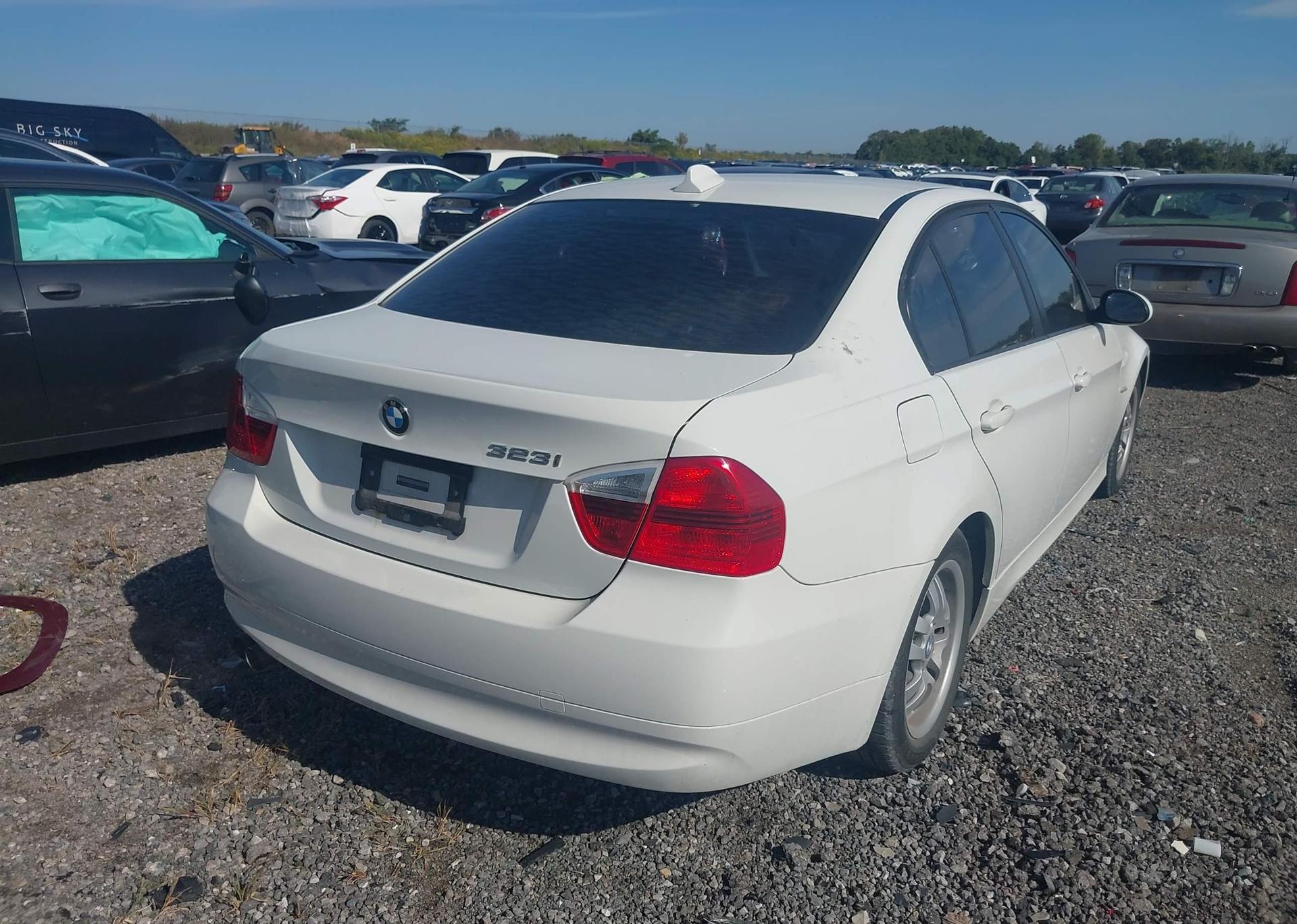 2007 BMW 323 I