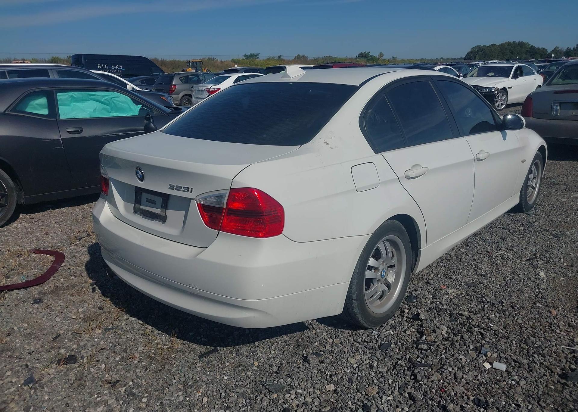 2007 BMW 323 I