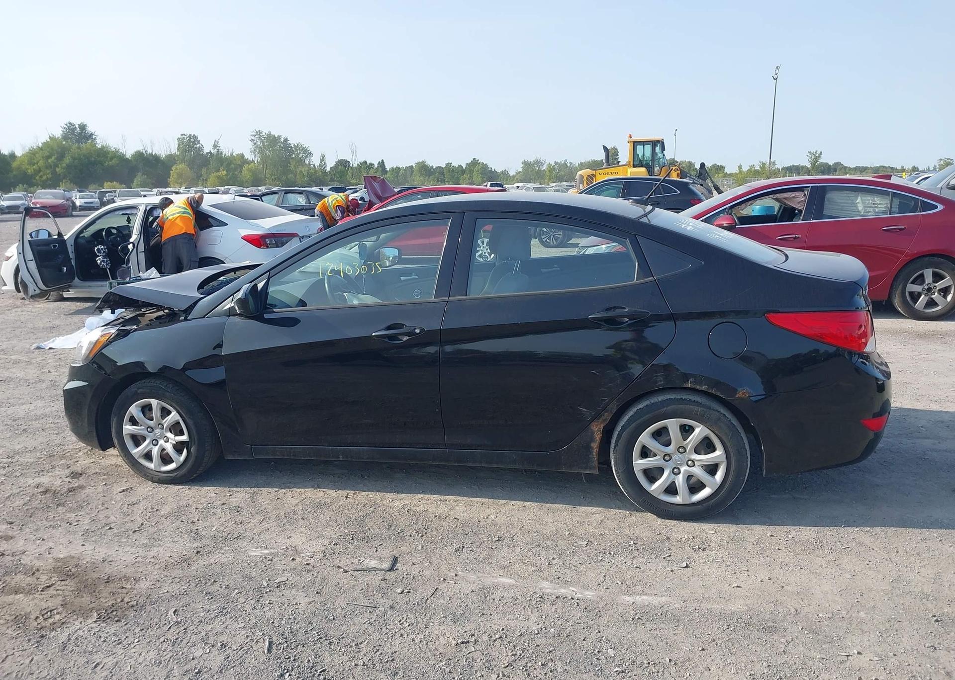2014 HYUNDAI ACCENT