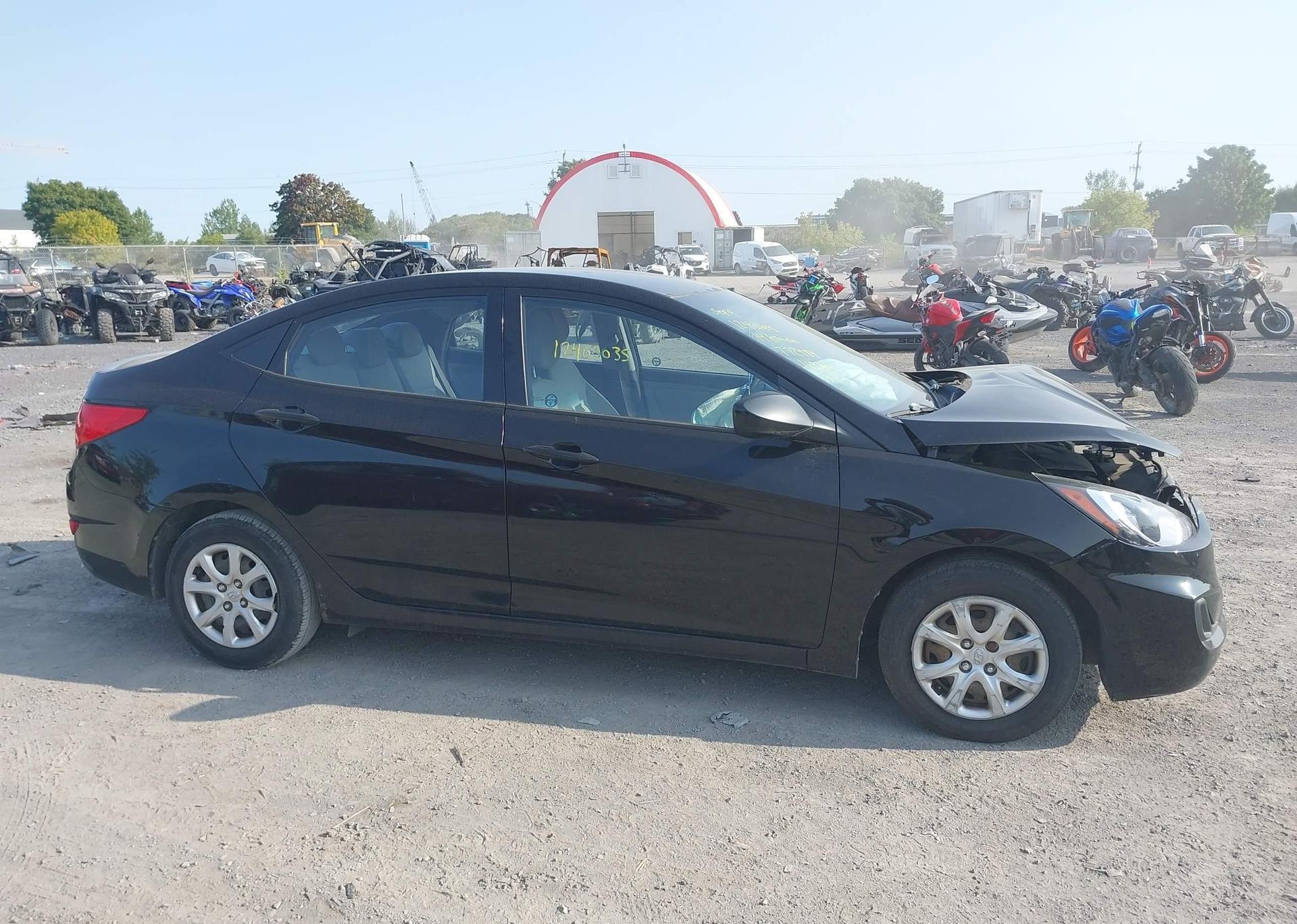 2014 HYUNDAI ACCENT