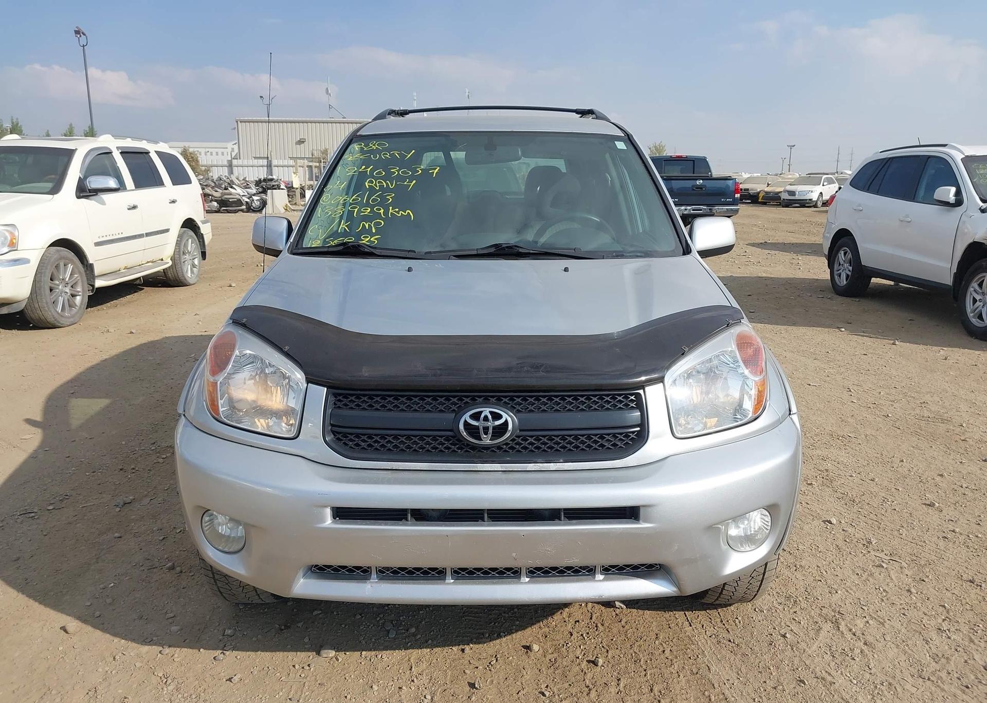 2004 TOYOTA RAV4