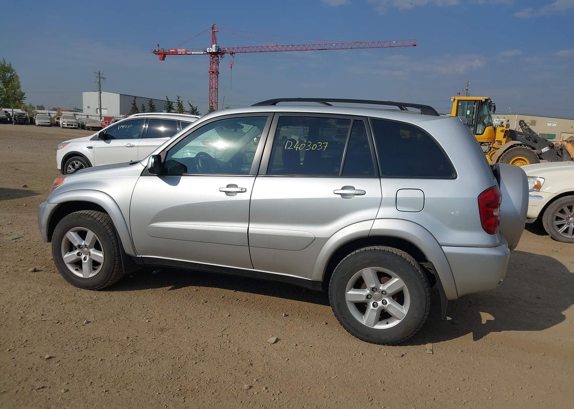 2004 TOYOTA RAV4