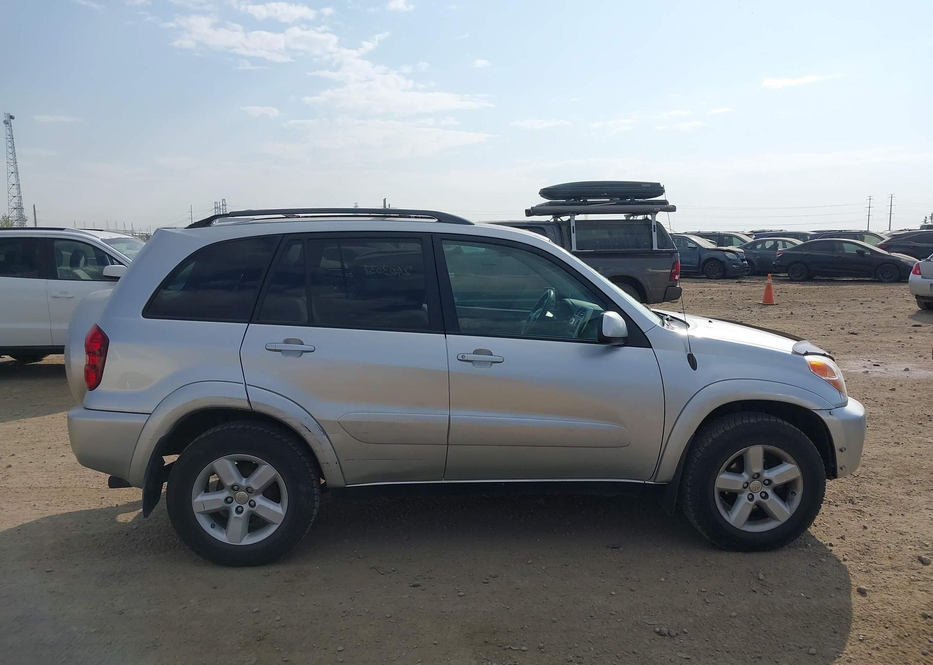 2004 TOYOTA RAV4