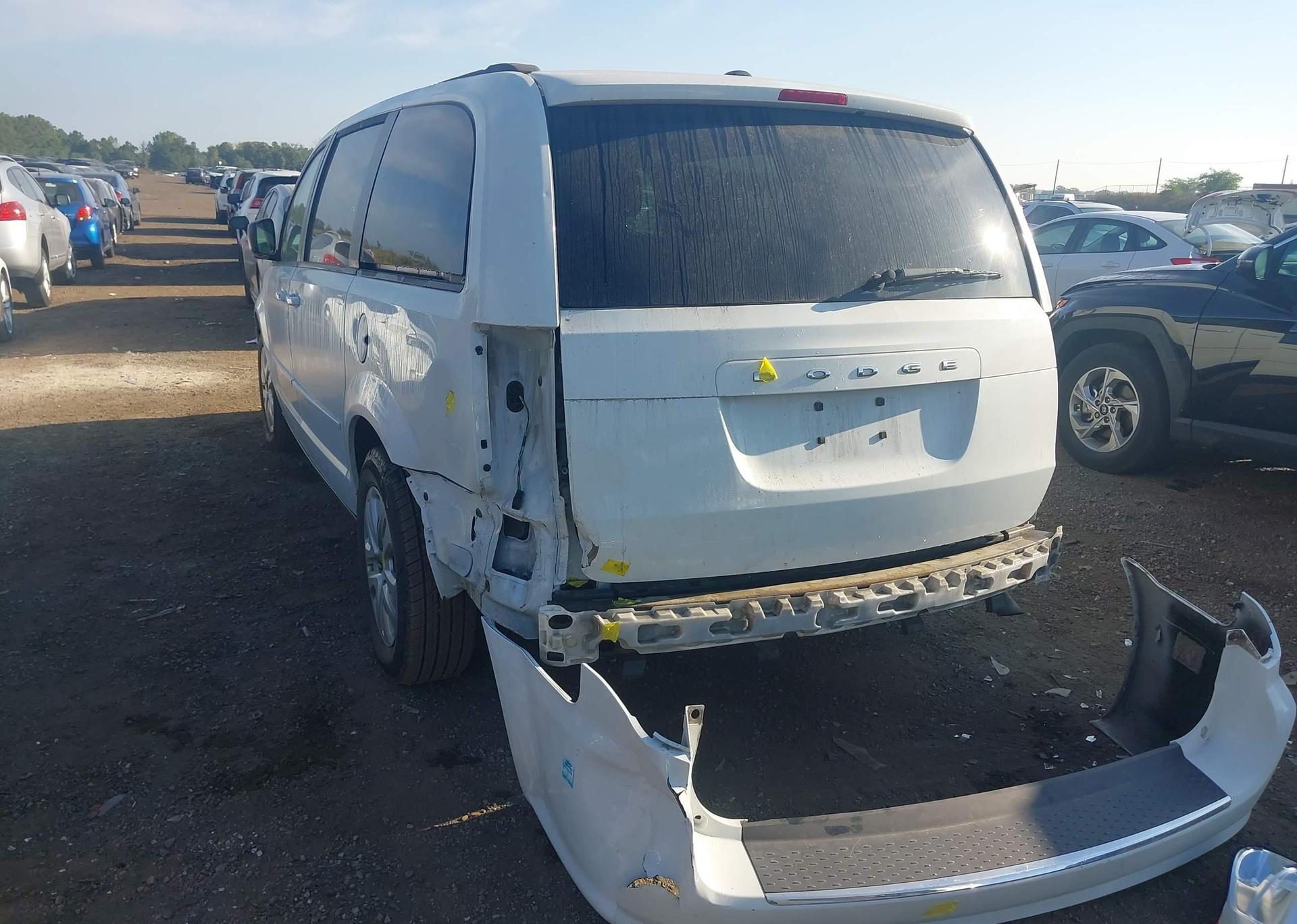 2016 DODGE GRAND CARAVAN SE