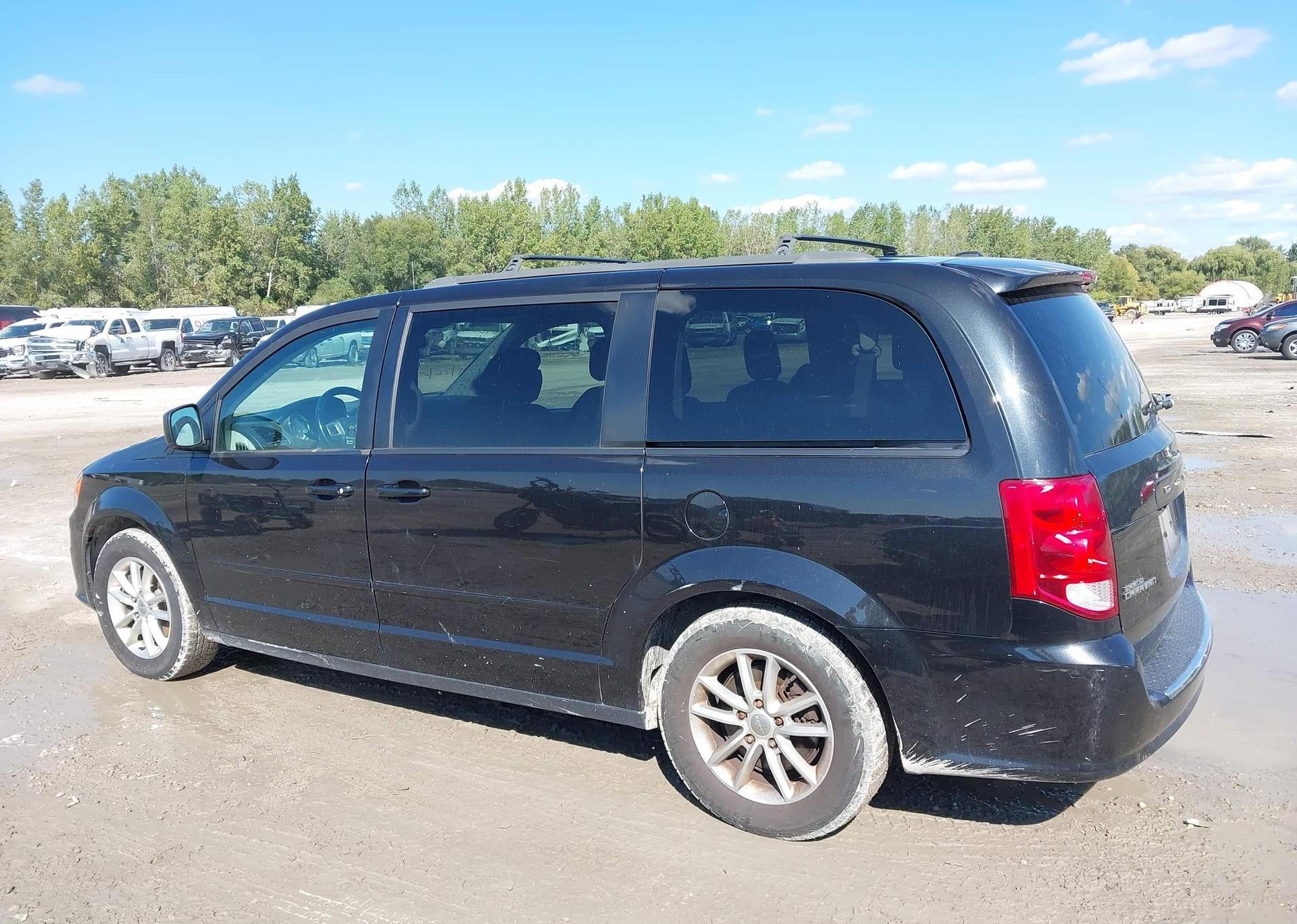 2016 DODGE GRAND CARAVAN SE