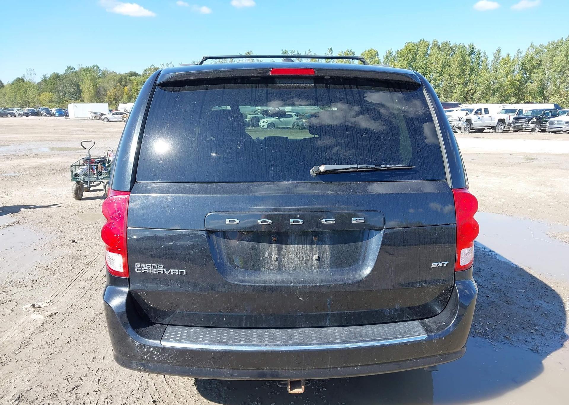 2016 DODGE GRAND CARAVAN SE