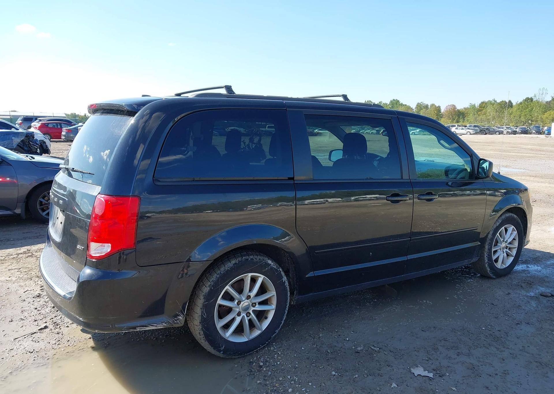 2016 DODGE GRAND CARAVAN SE