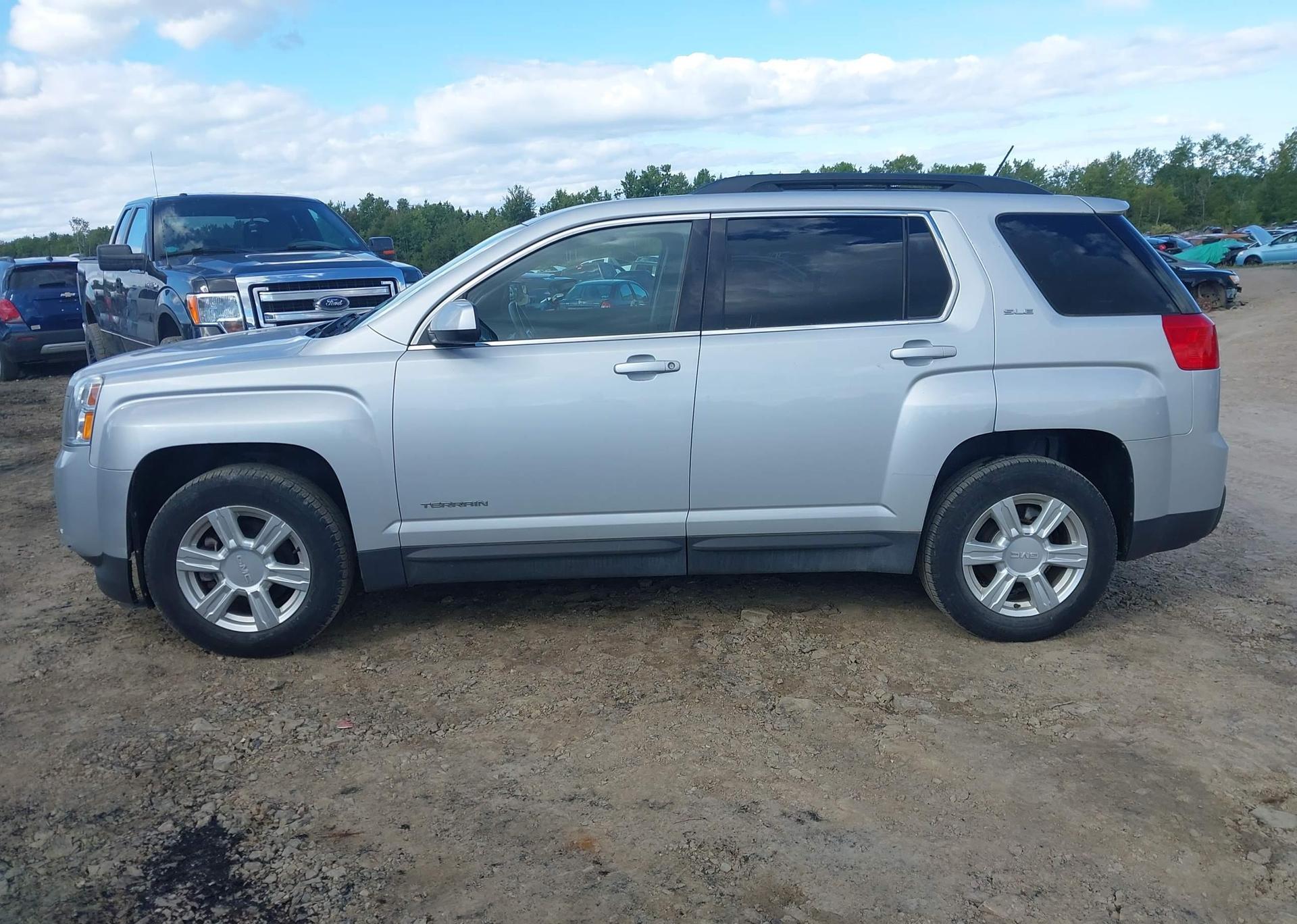 2014 GMC TERRAIN SLE-2