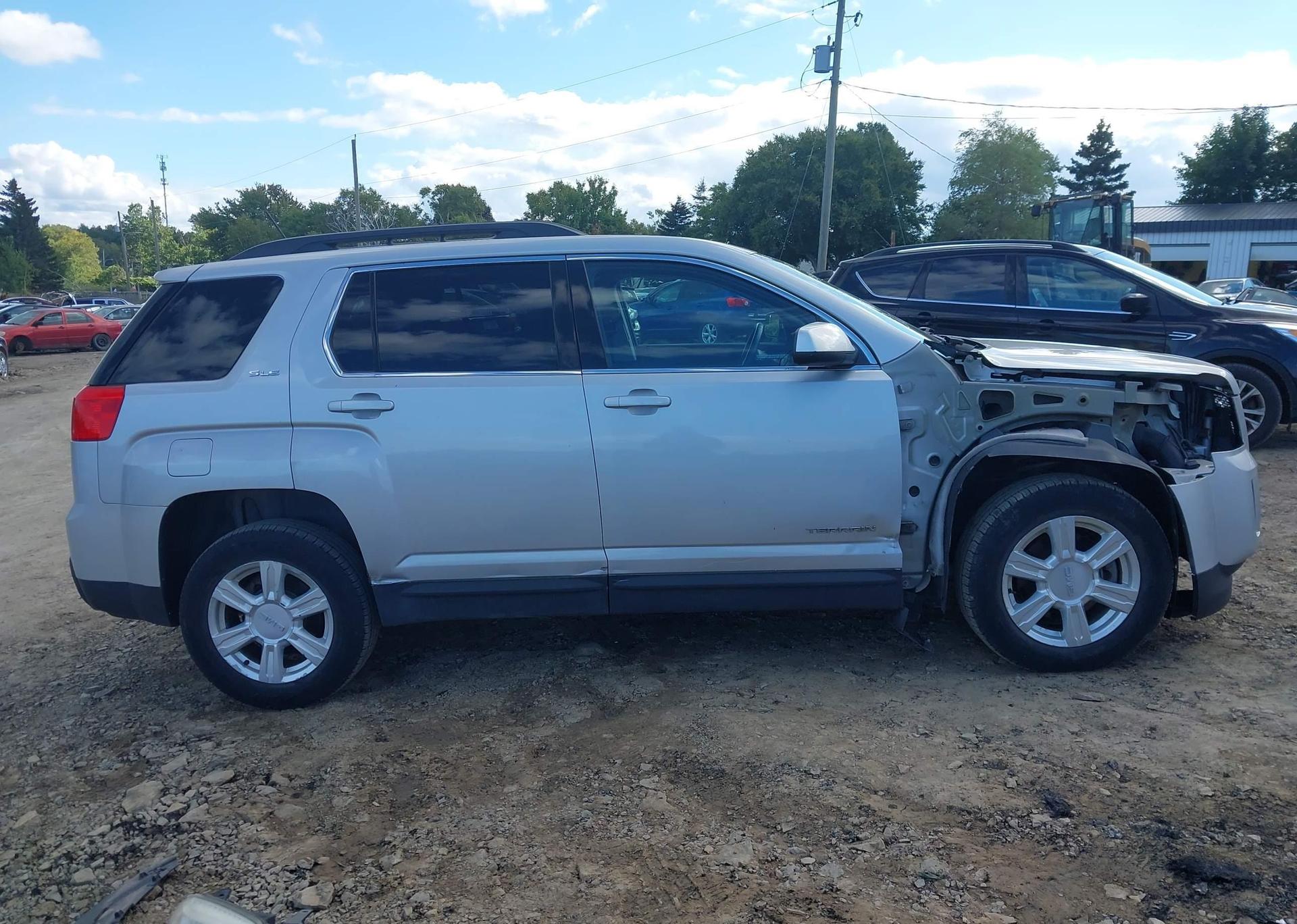 2014 GMC TERRAIN SLE-2