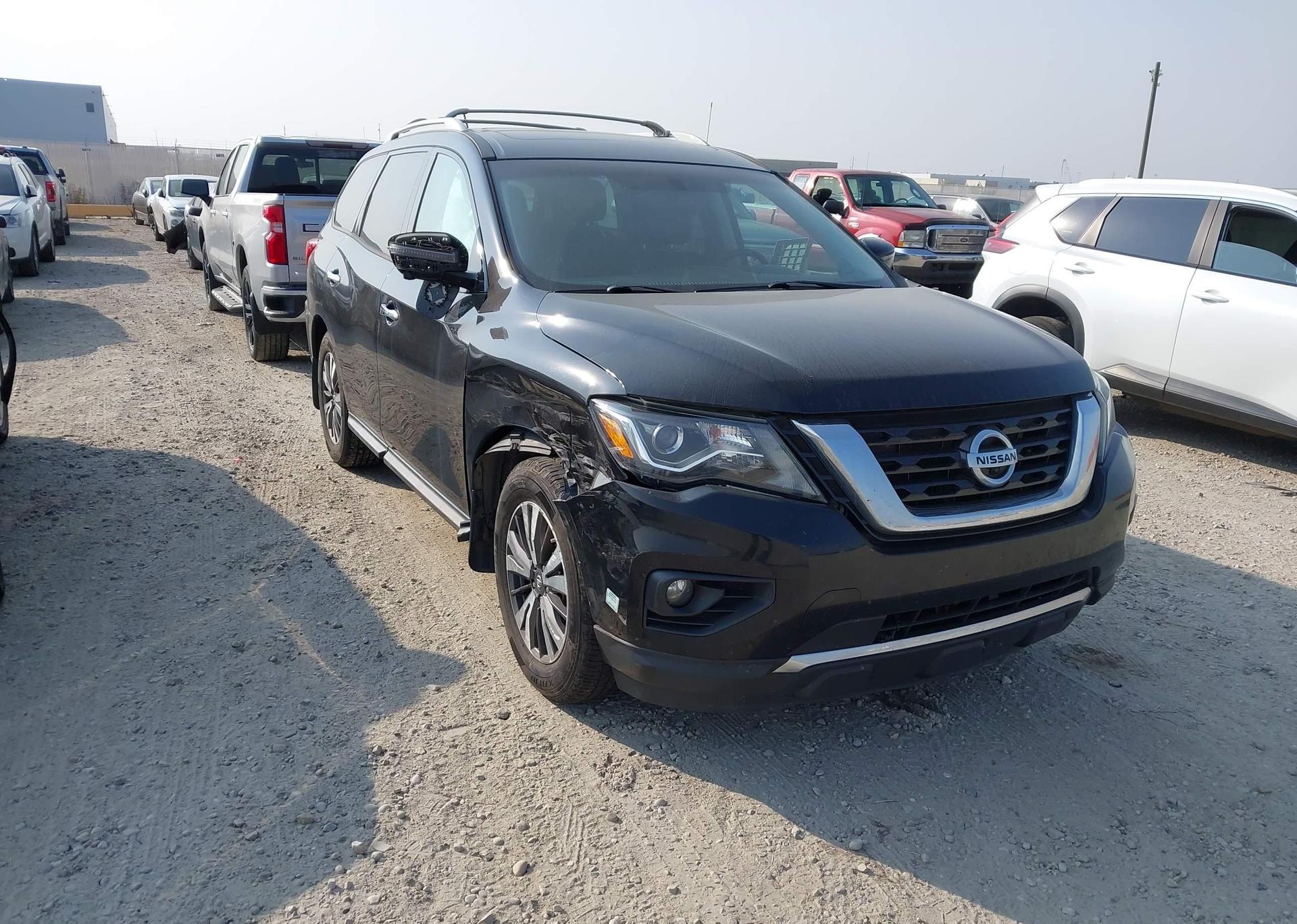 2017 NISSAN PATHFINDER PLATINUM