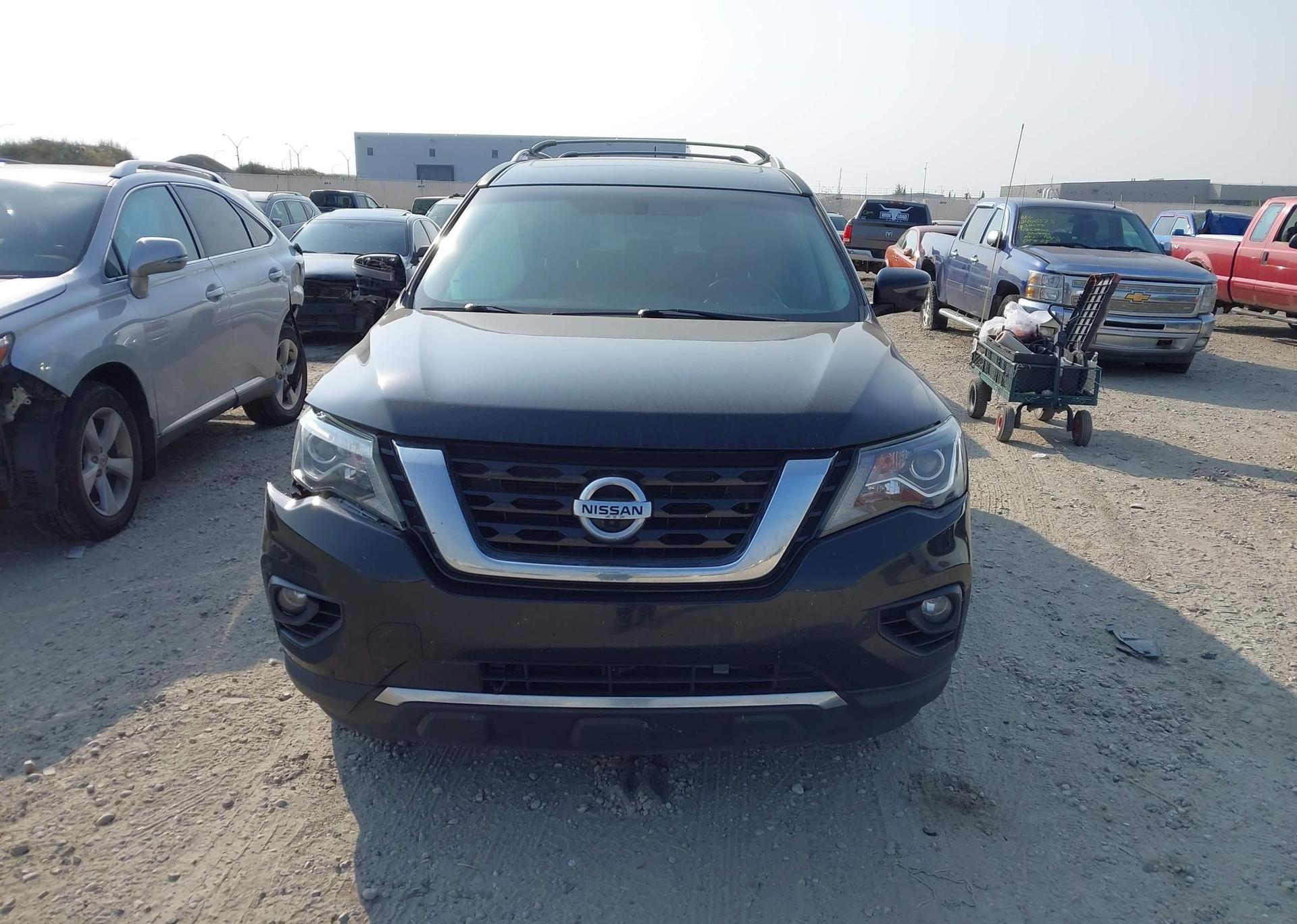 2017 NISSAN PATHFINDER PLATINUM