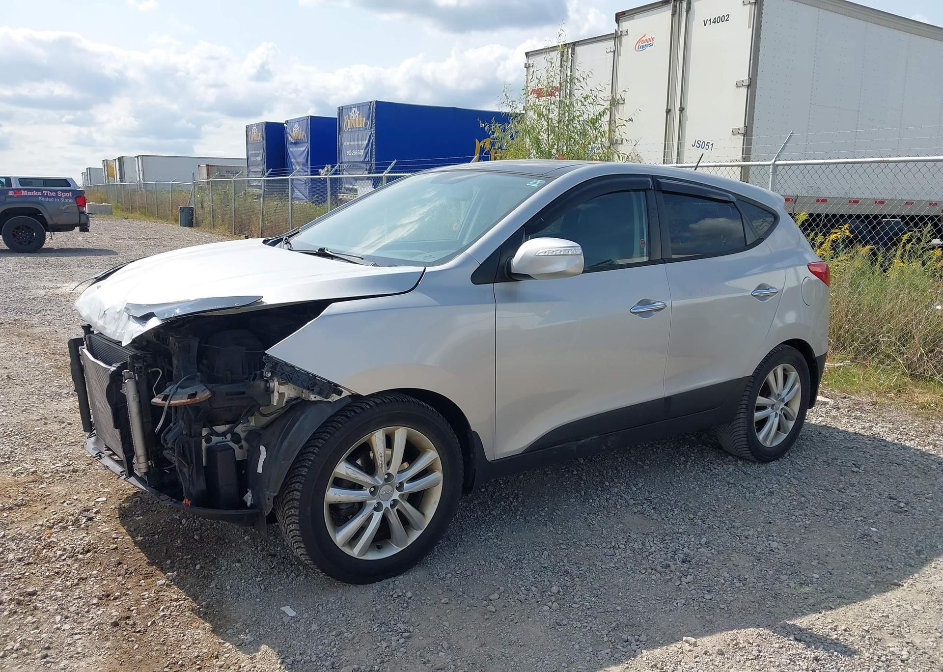 2011 HYUNDAI TUCSON GLS