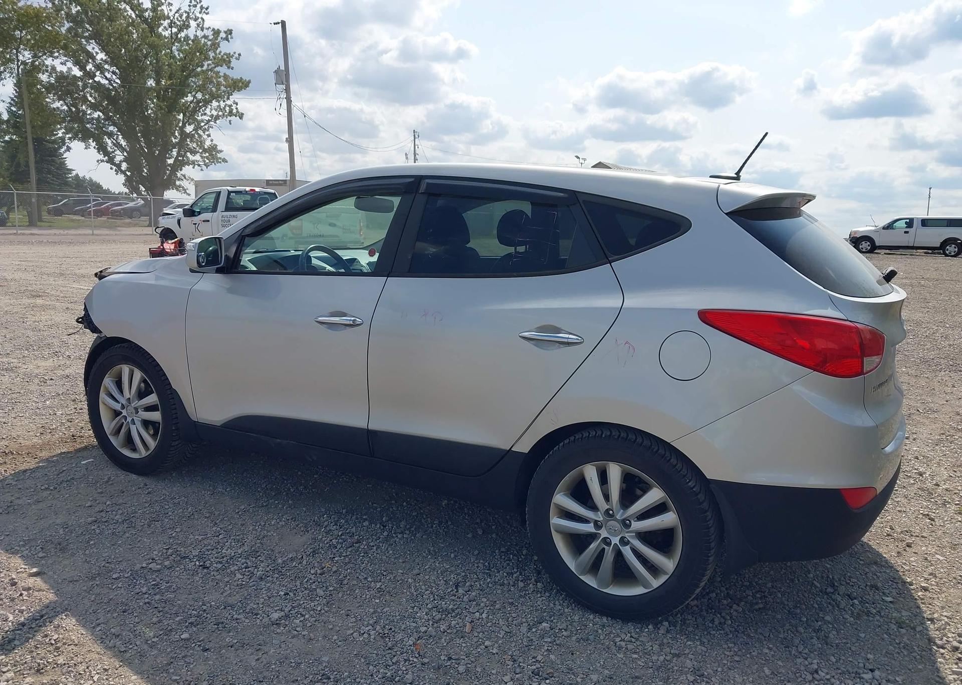 2011 HYUNDAI TUCSON GLS
