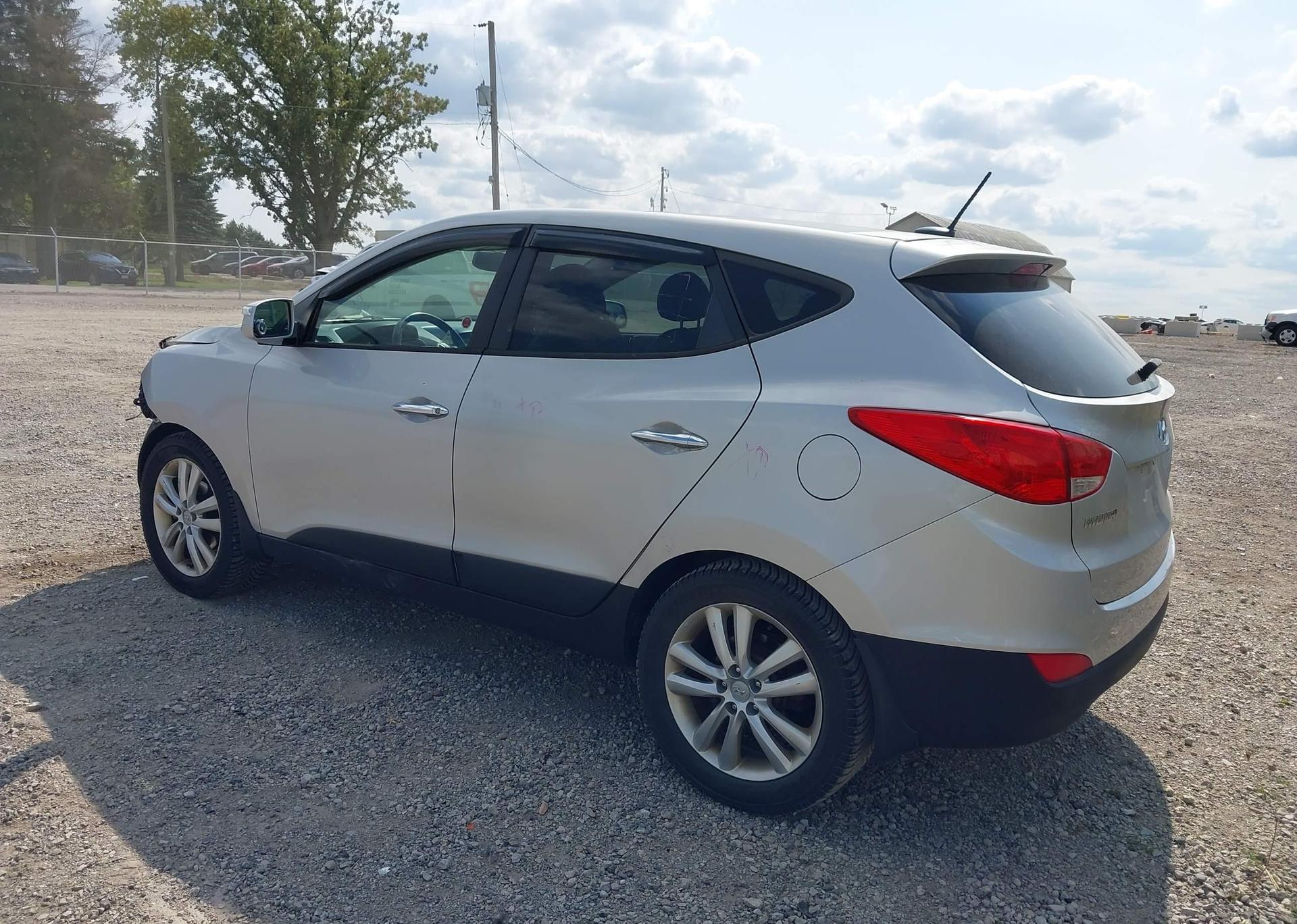 2011 HYUNDAI TUCSON GLS