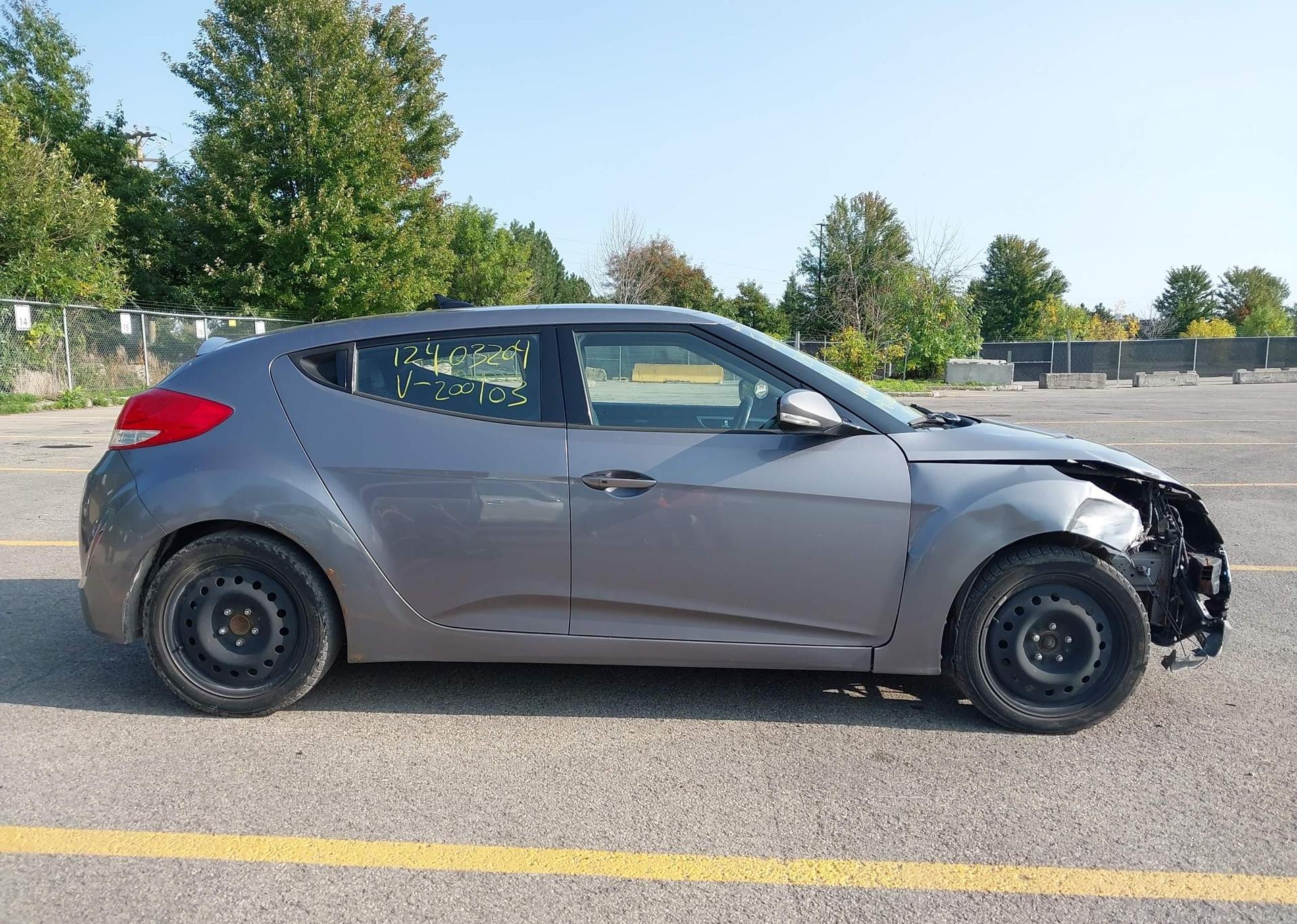 2014 HYUNDAI VELOSTER