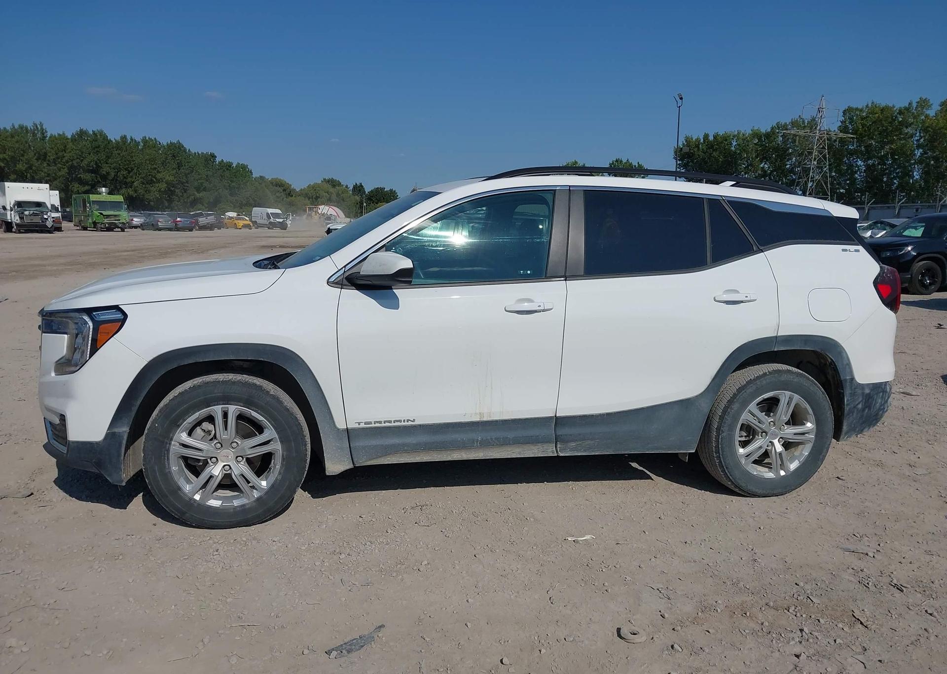 2024 GMC TERRAIN SLE