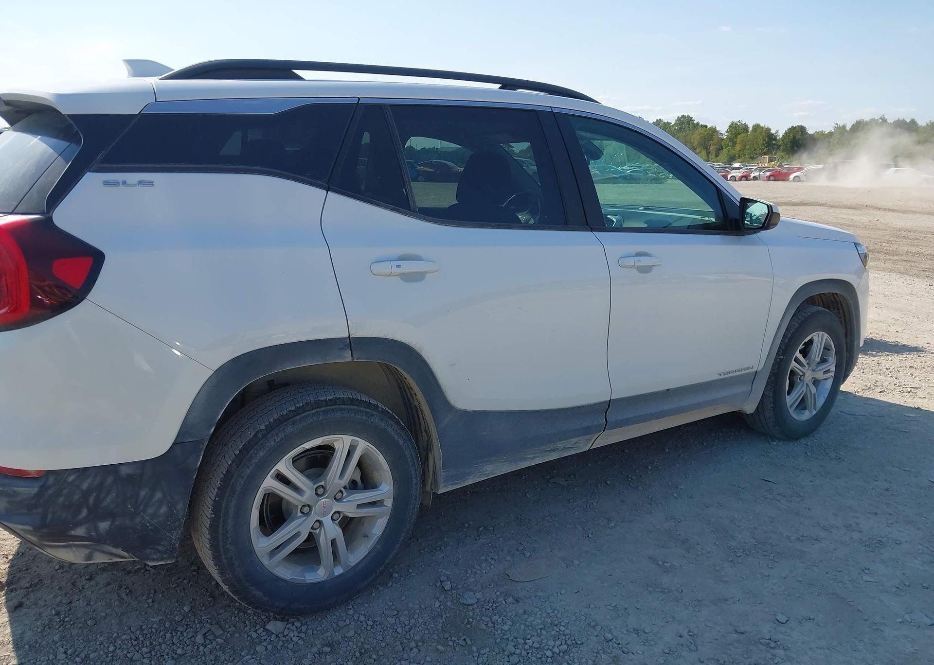 2024 GMC TERRAIN SLE