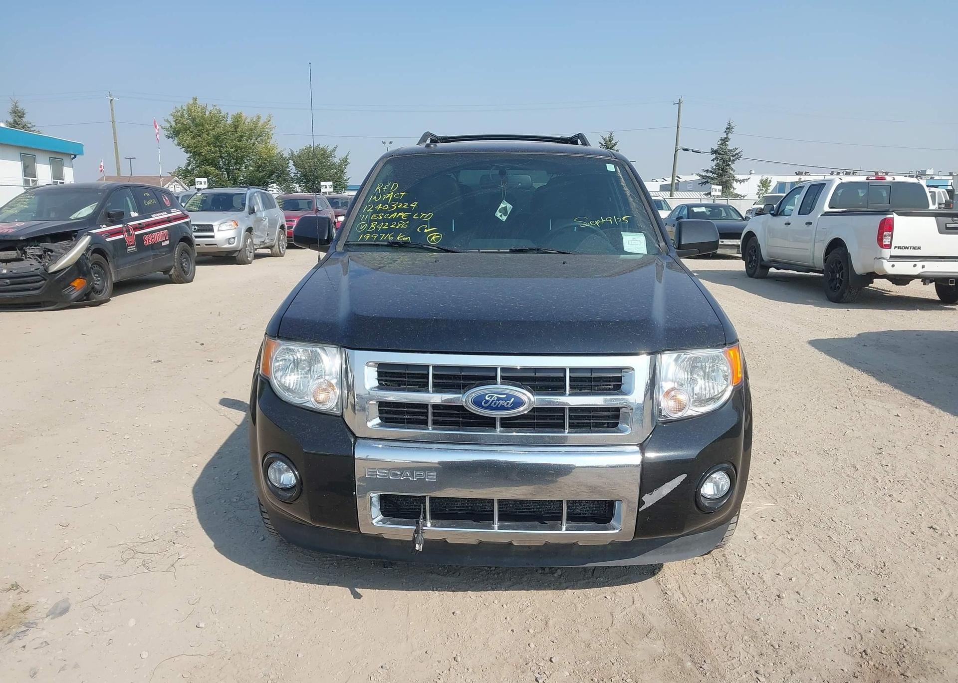 2011 FORD ESCAPE LIMITED