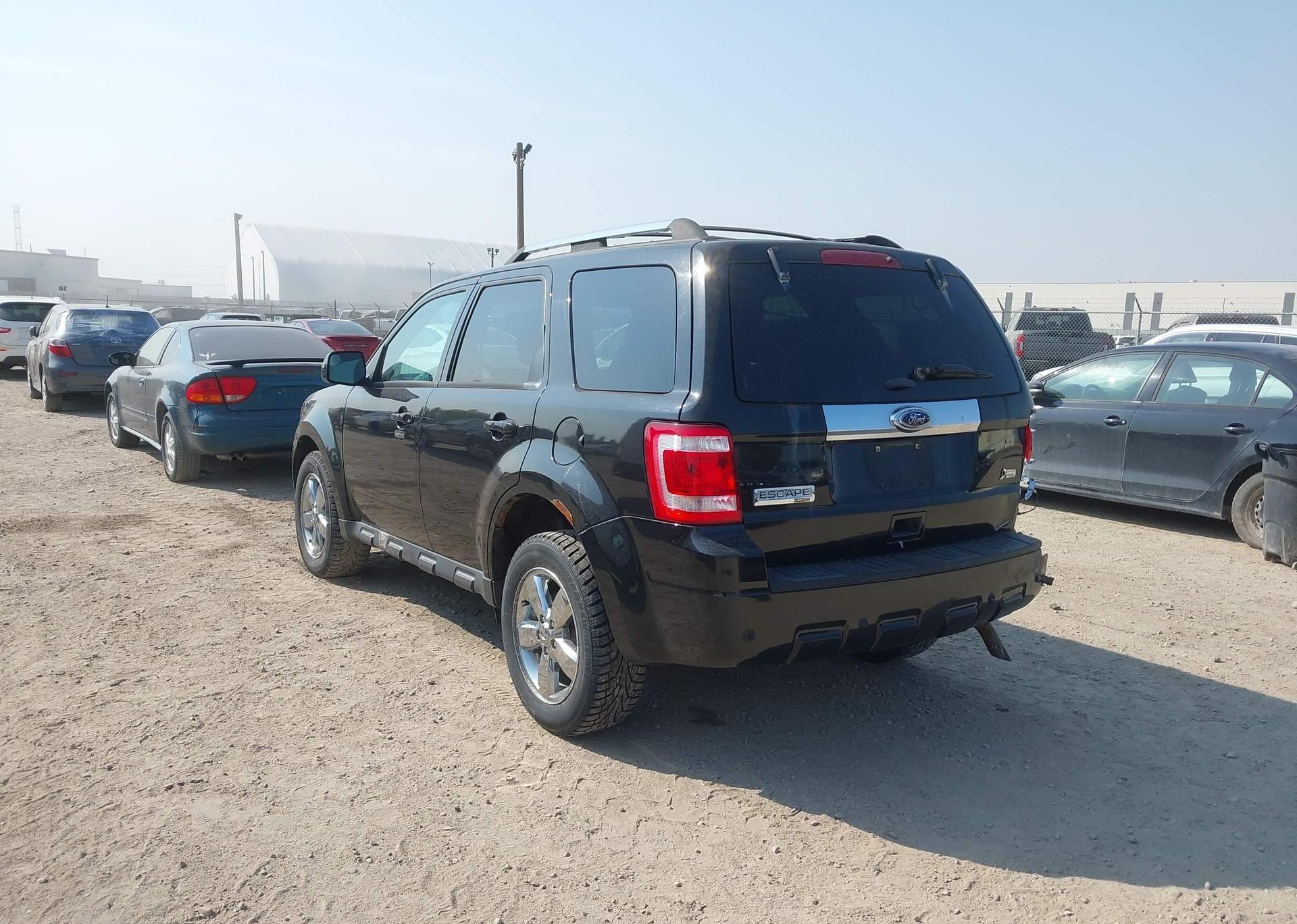 2011 FORD ESCAPE LIMITED