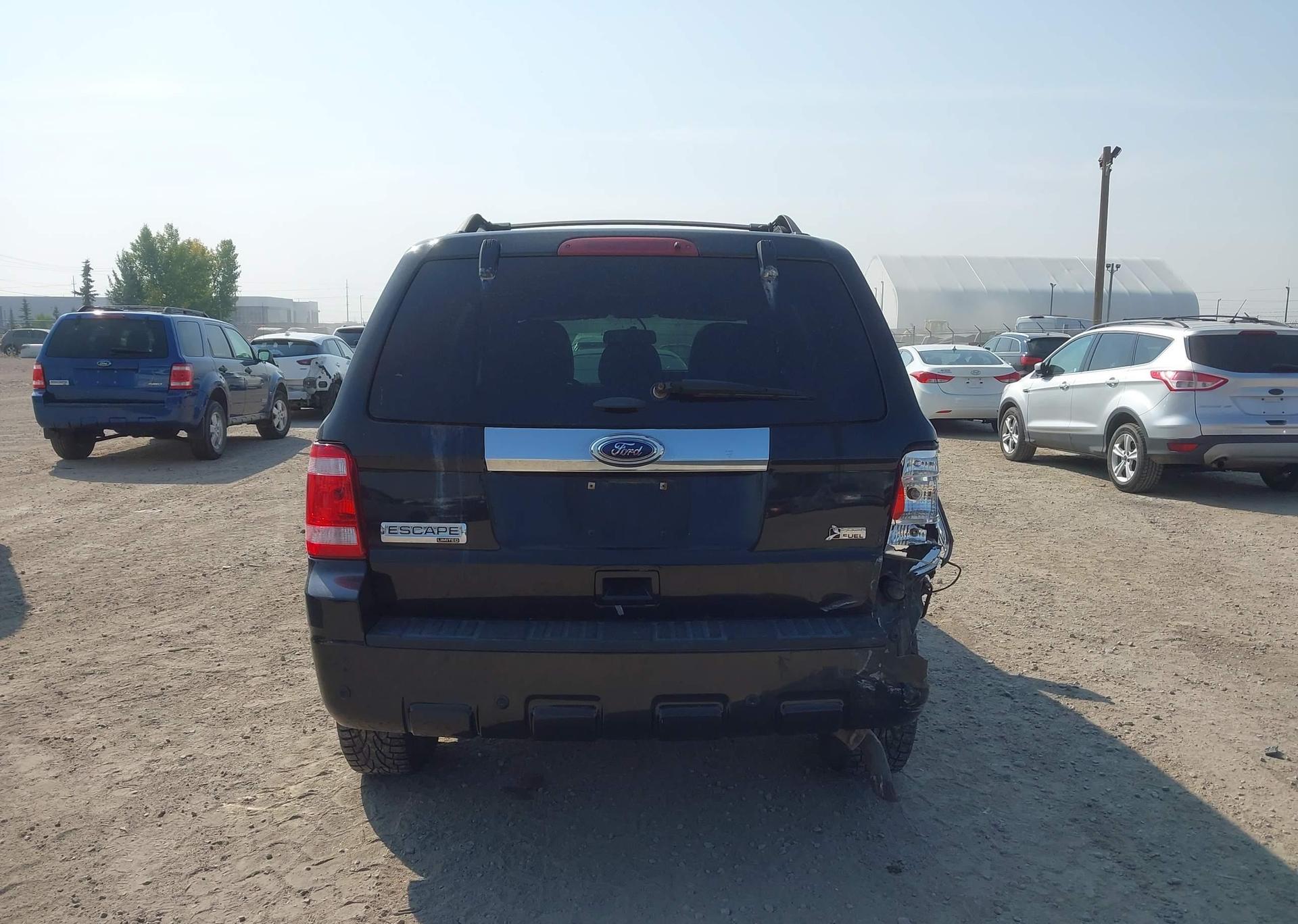 2011 FORD ESCAPE LIMITED