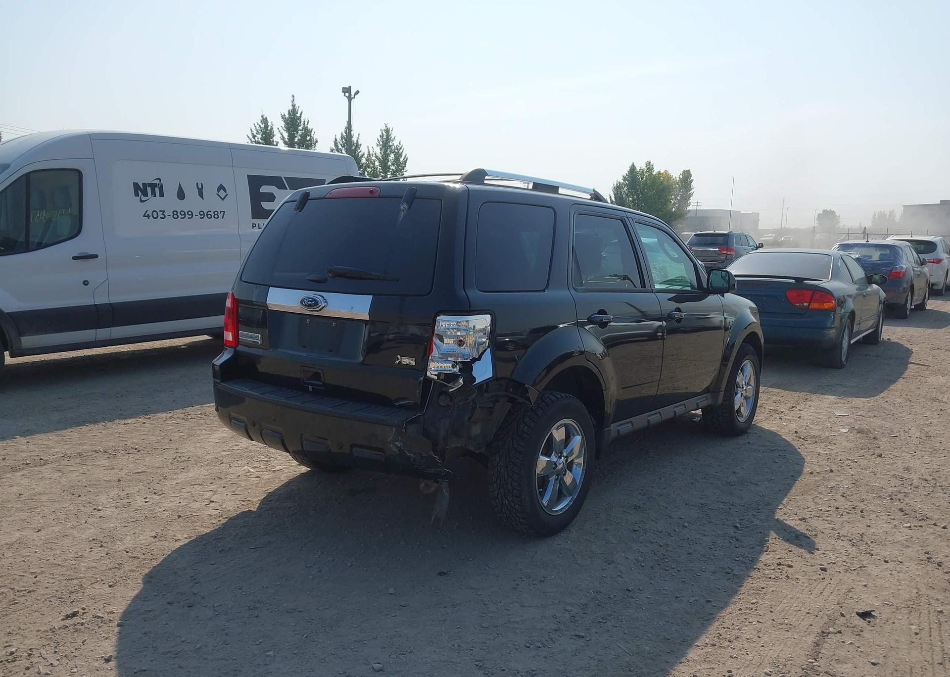 2011 FORD ESCAPE LIMITED