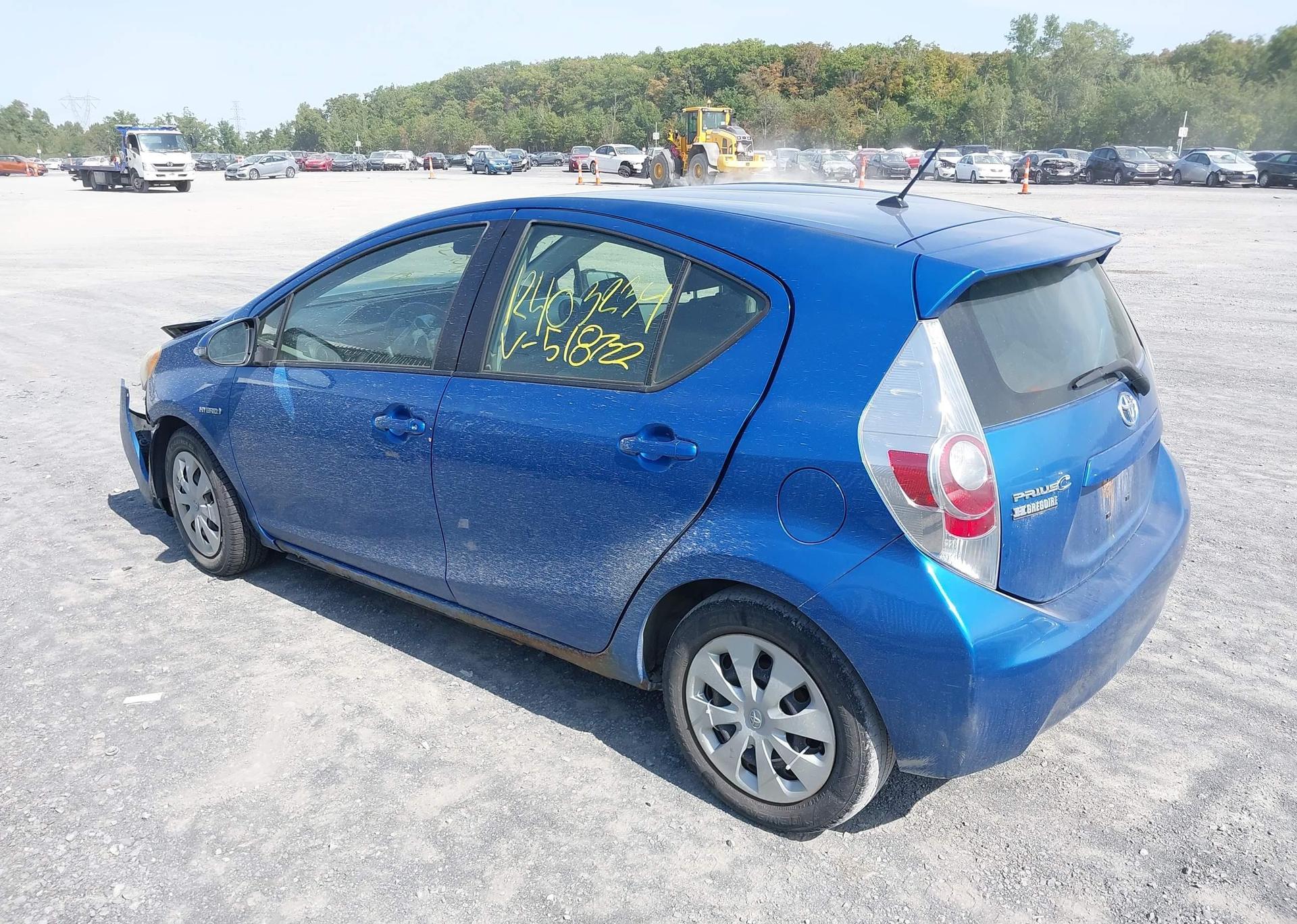 2012 TOYOTA Prius c