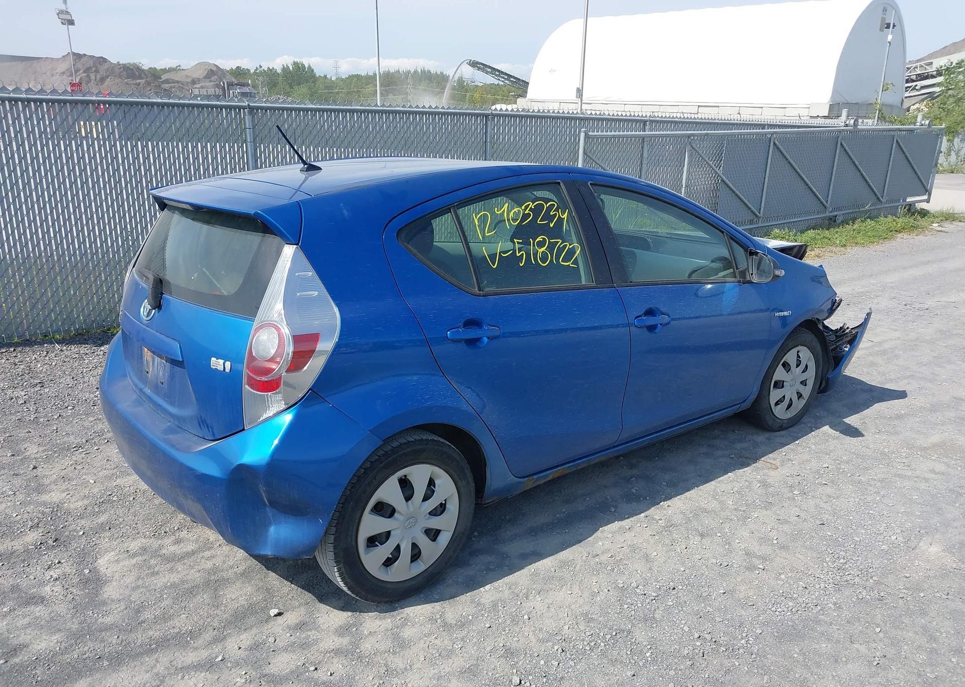2012 TOYOTA Prius c