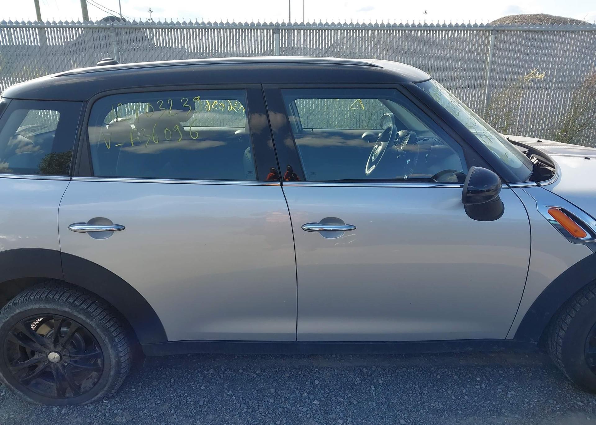 2013 MINI COUNTRYMAN COOPER