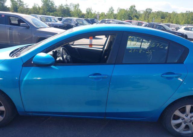 2011 MAZDA MAZDA3 GX