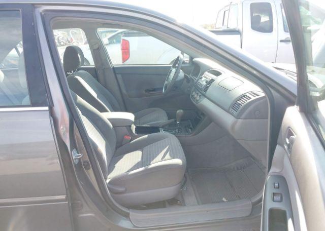 2005 TOYOTA CAMRY LE