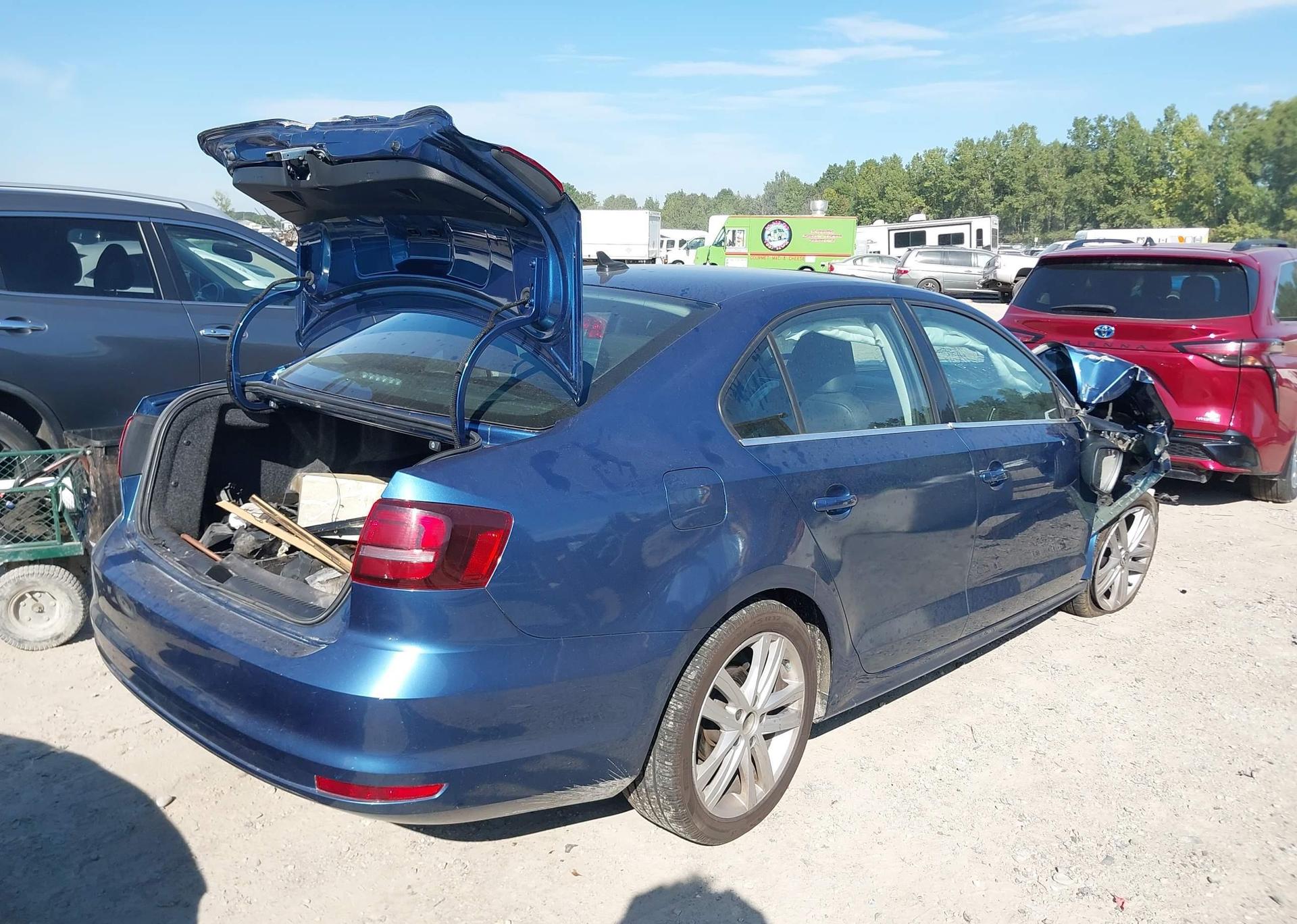 2016 VOLKSWAGEN JETTA SEL
