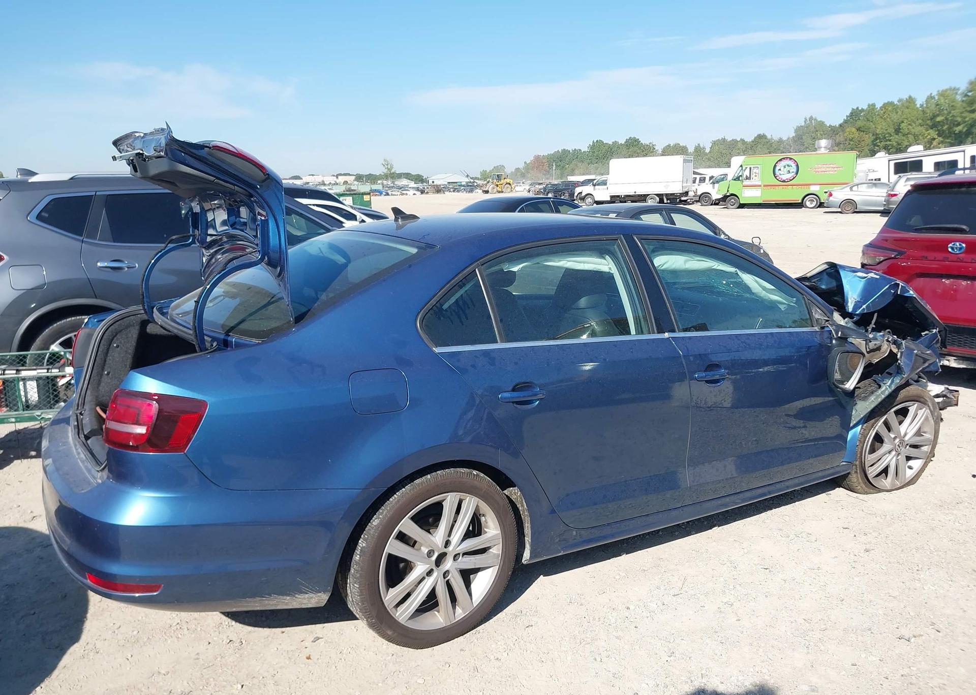 2016 VOLKSWAGEN JETTA SEL