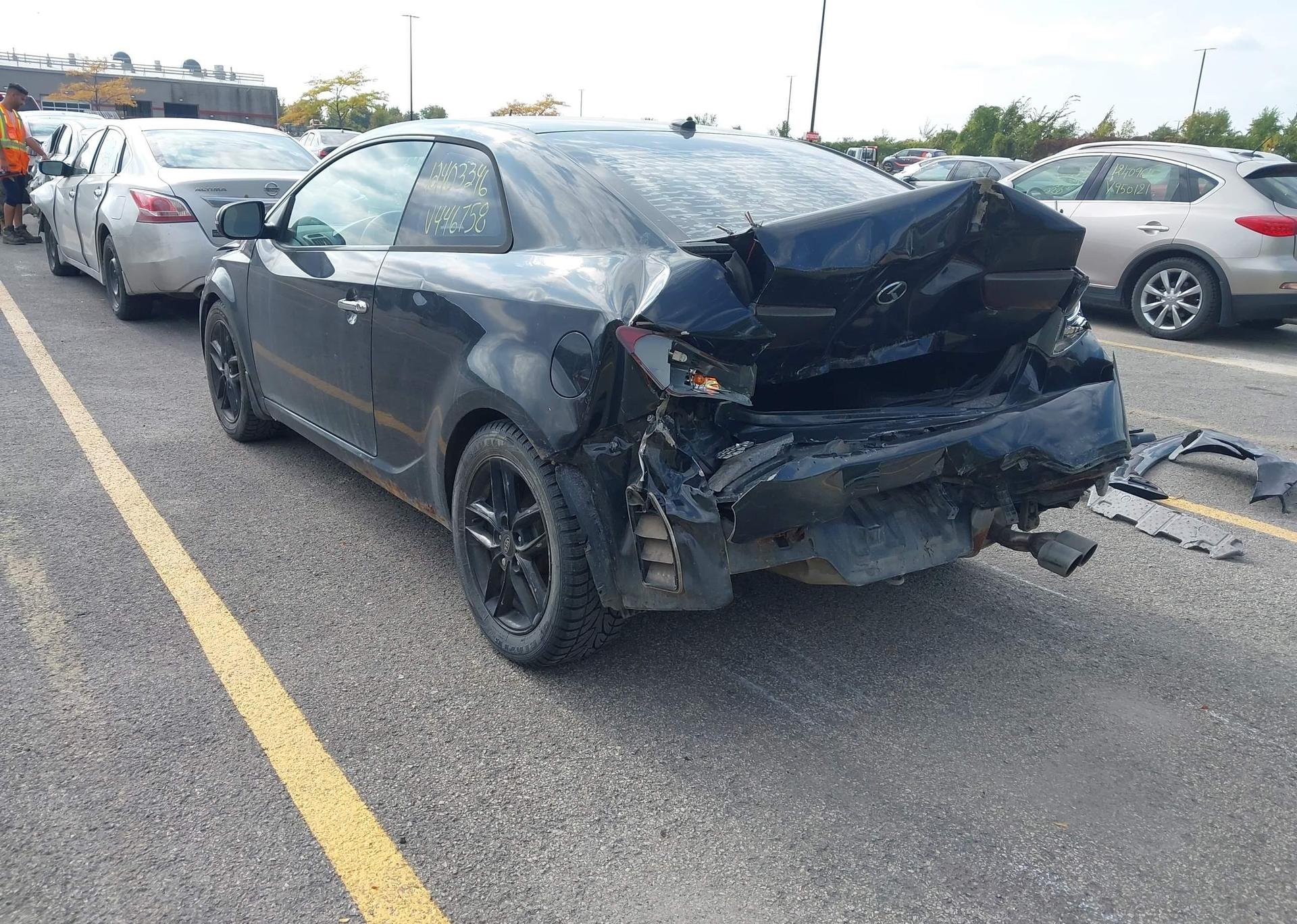 2011 KIA FORTE KOUP