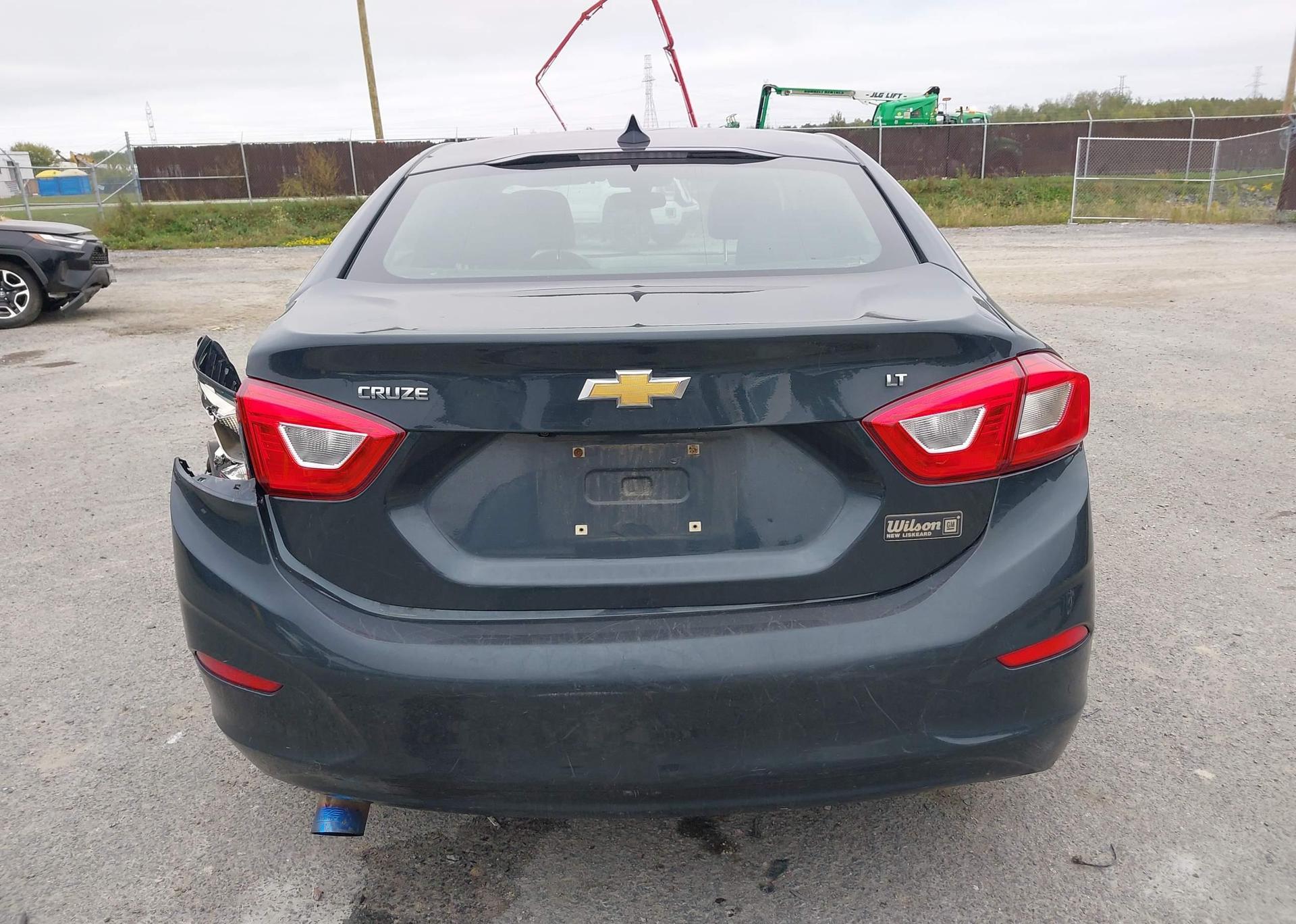 2018 CHEVROLET CRUZE LT AUTO