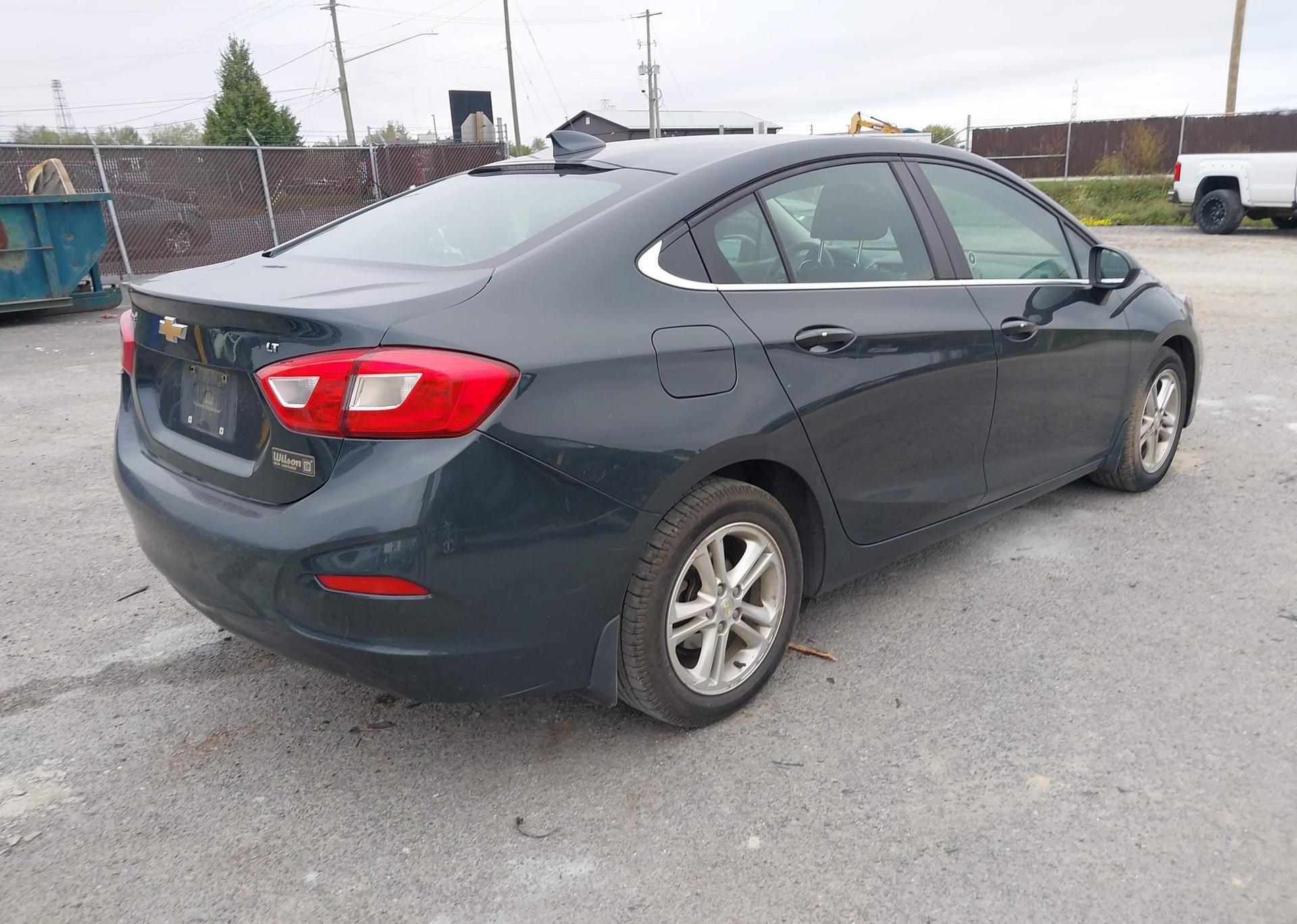 2018 CHEVROLET CRUZE LT AUTO