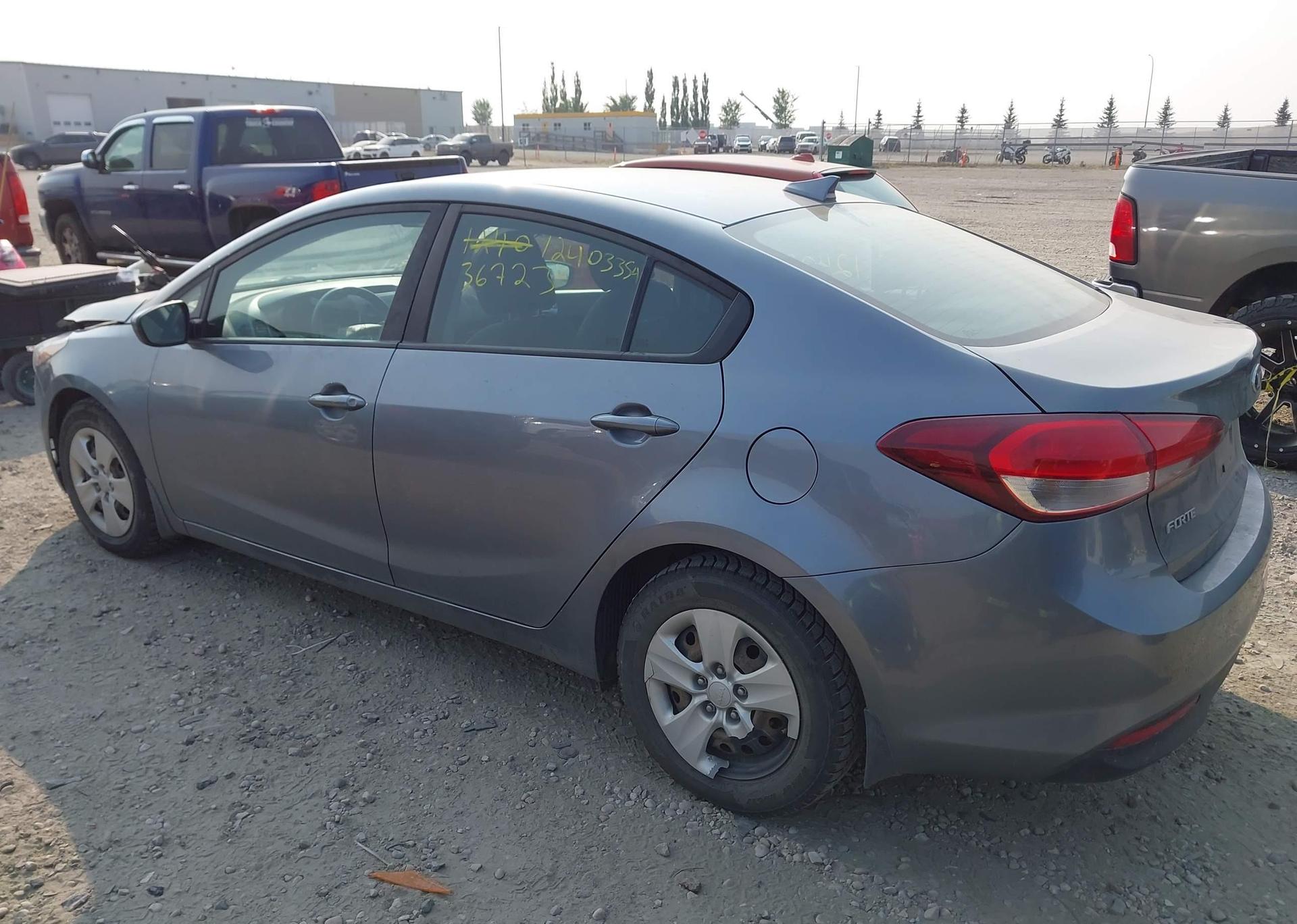 2017 KIA FORTE LX