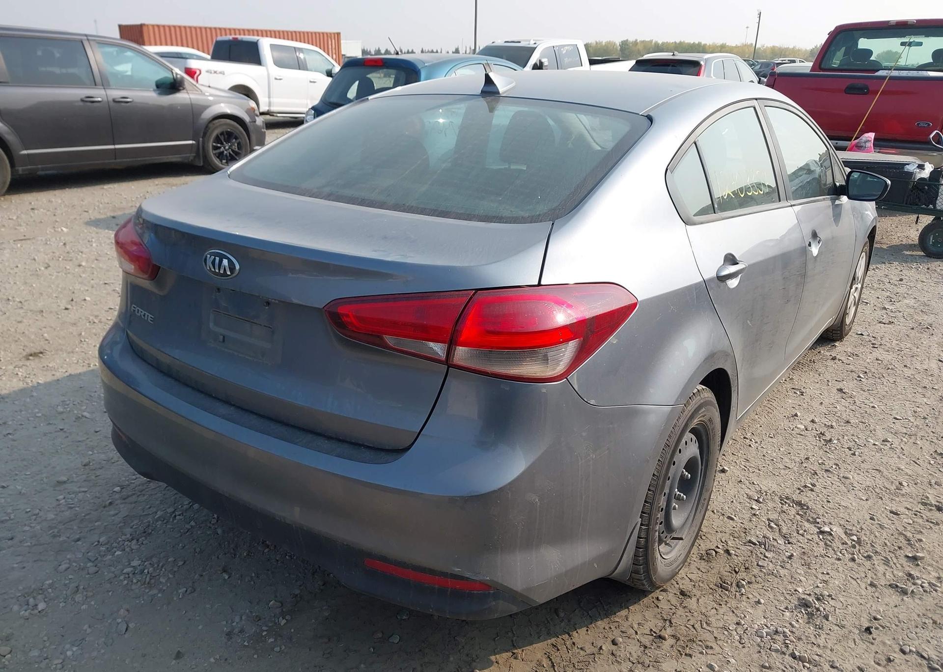 2017 KIA FORTE LX