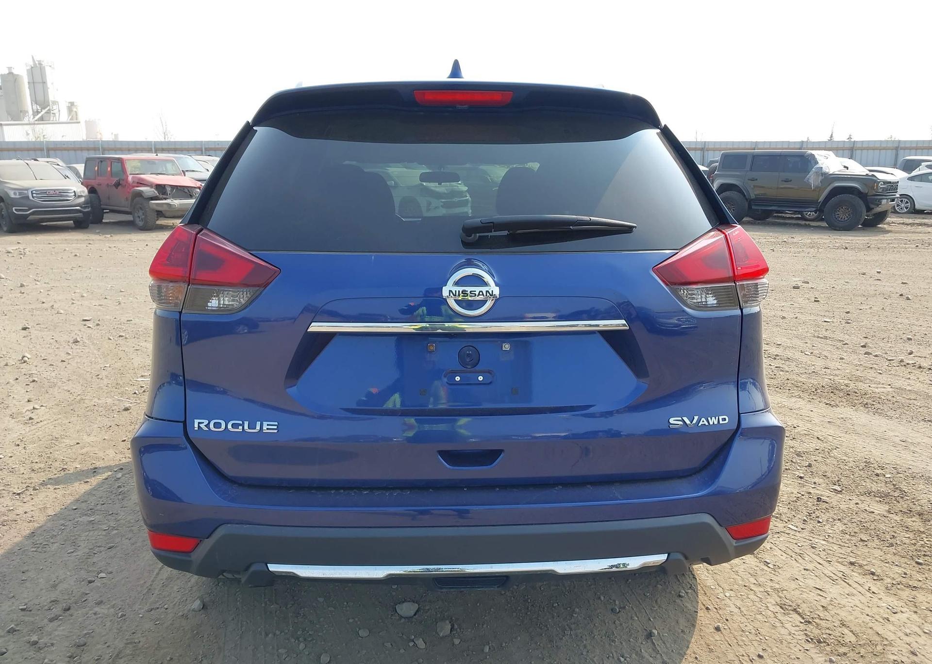 2018 NISSAN ROGUE SV