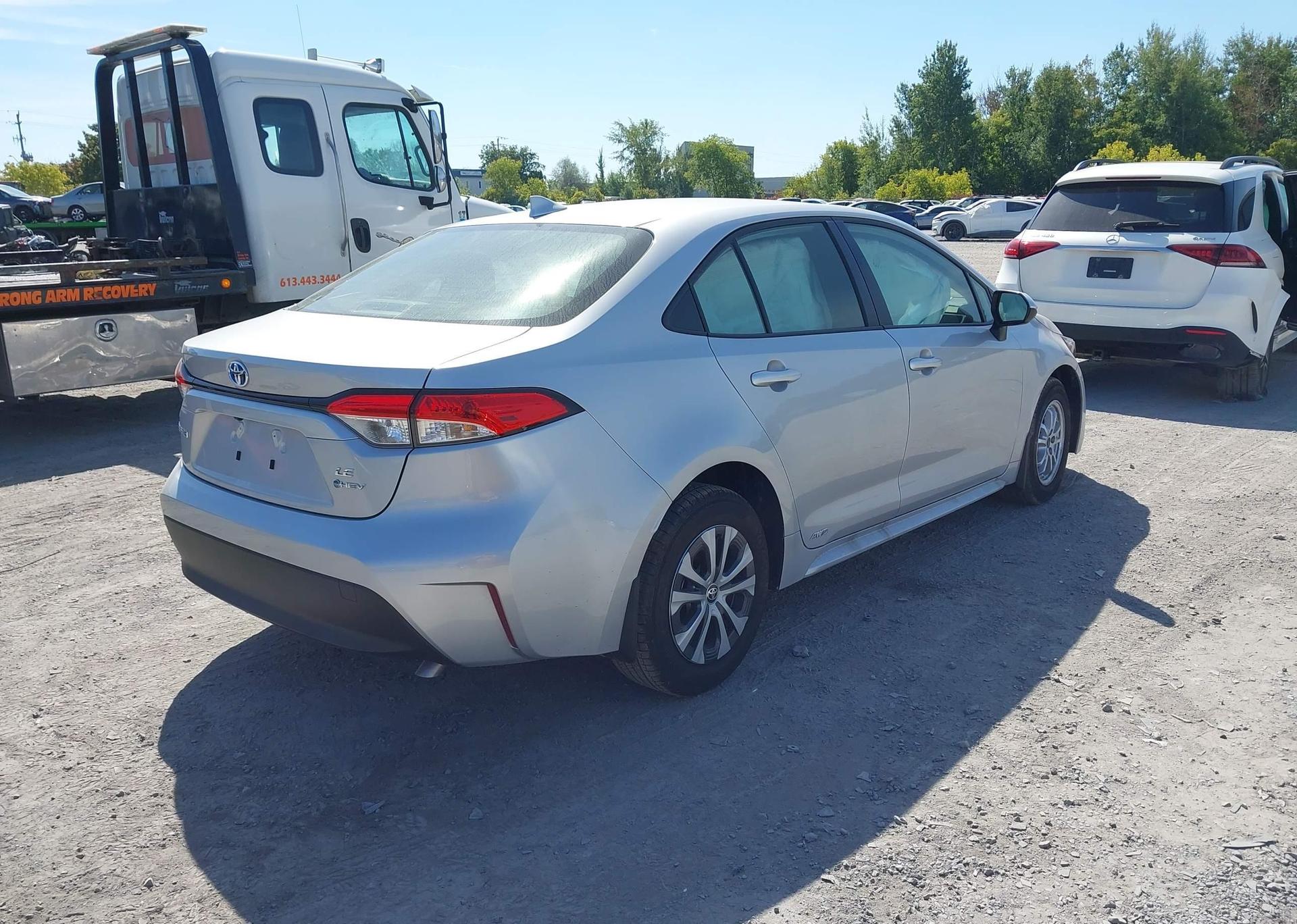 2025 TOYOTA COROLLA HYBRID LE